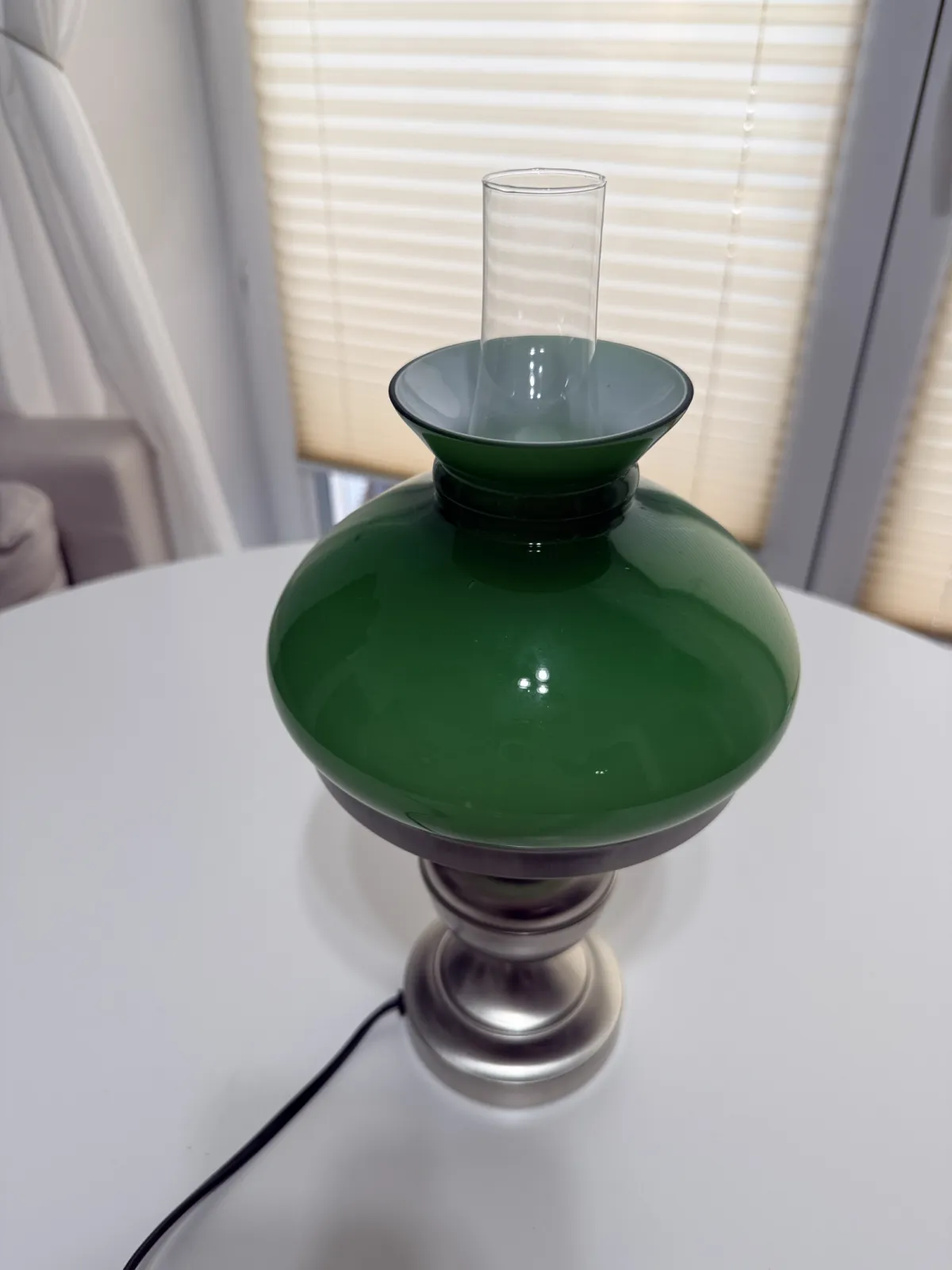 lampa stołowa vintage w stylu naftowym zielony klosz