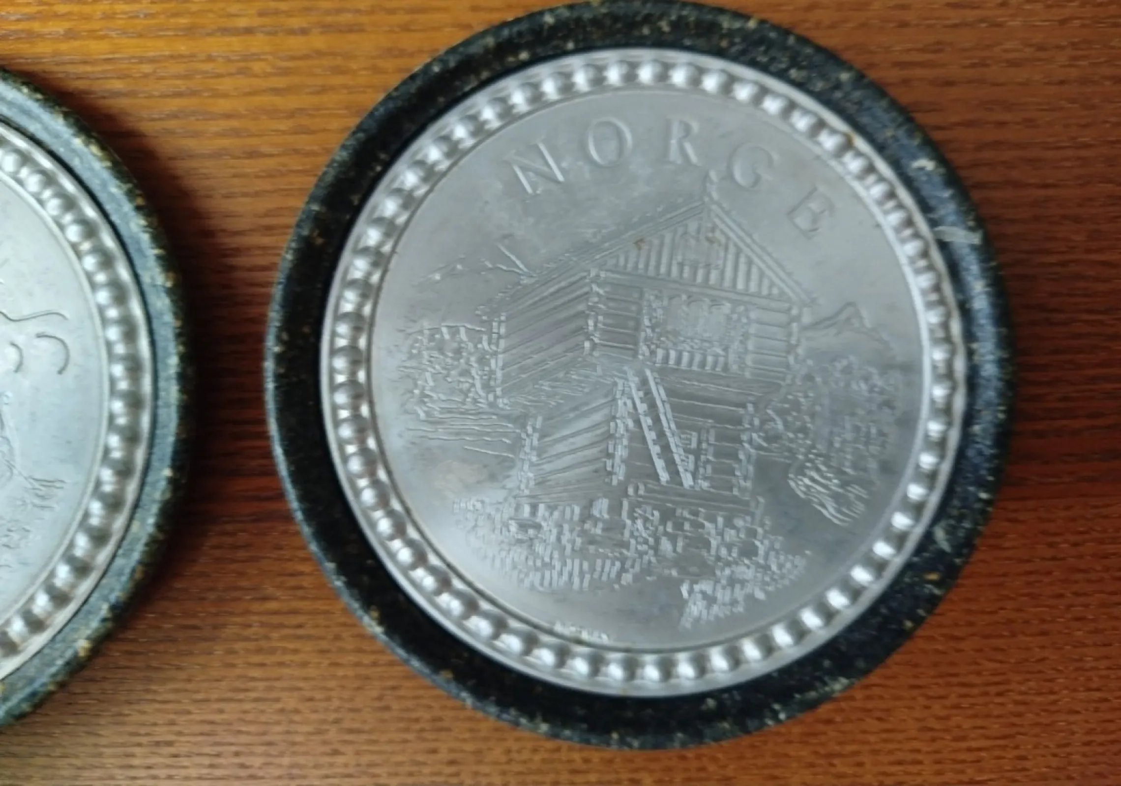 Podkładki cynowe z Norwegii vintage