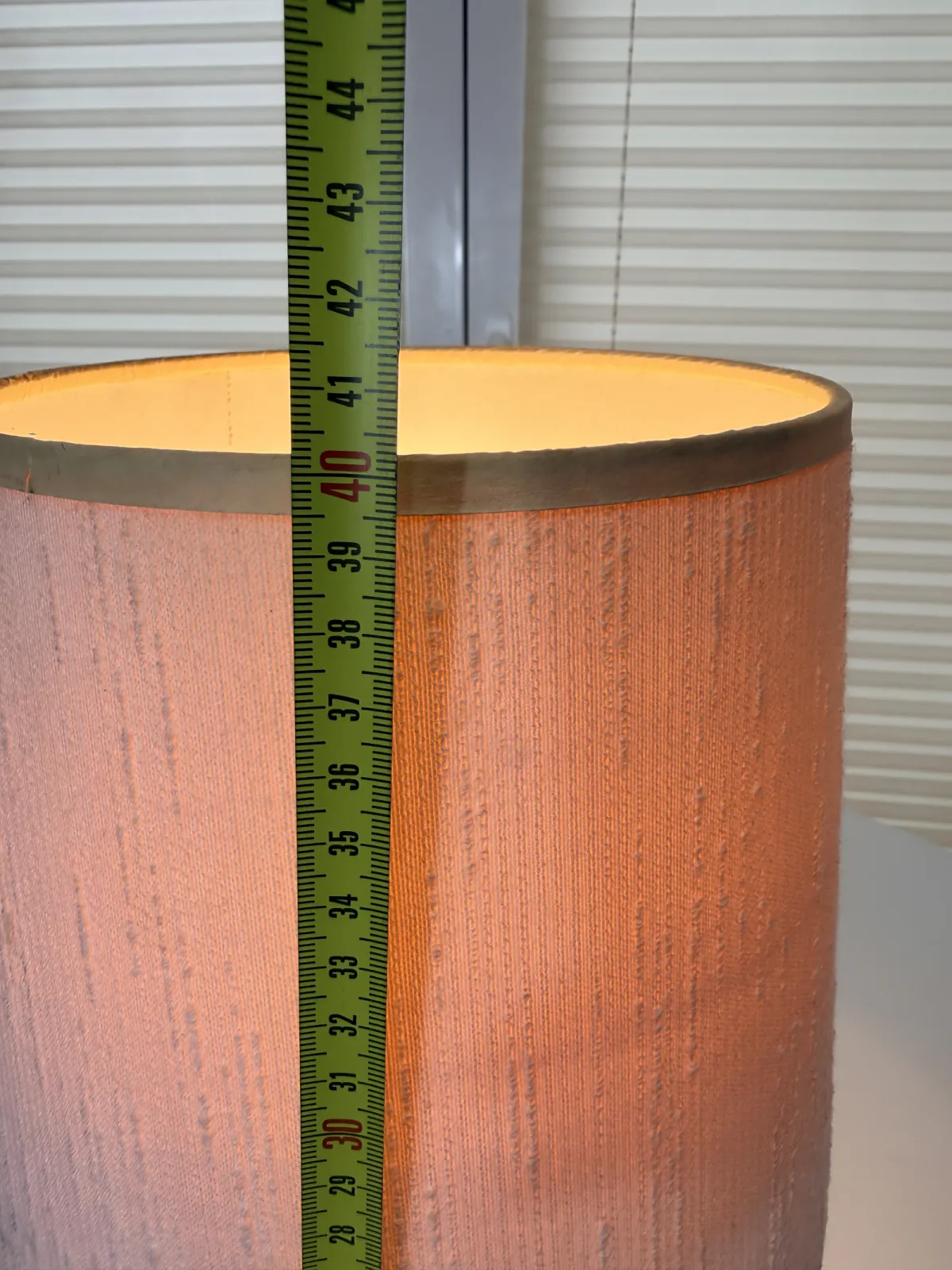 ceramiczna lampa stołowa vintage z kwiatami
