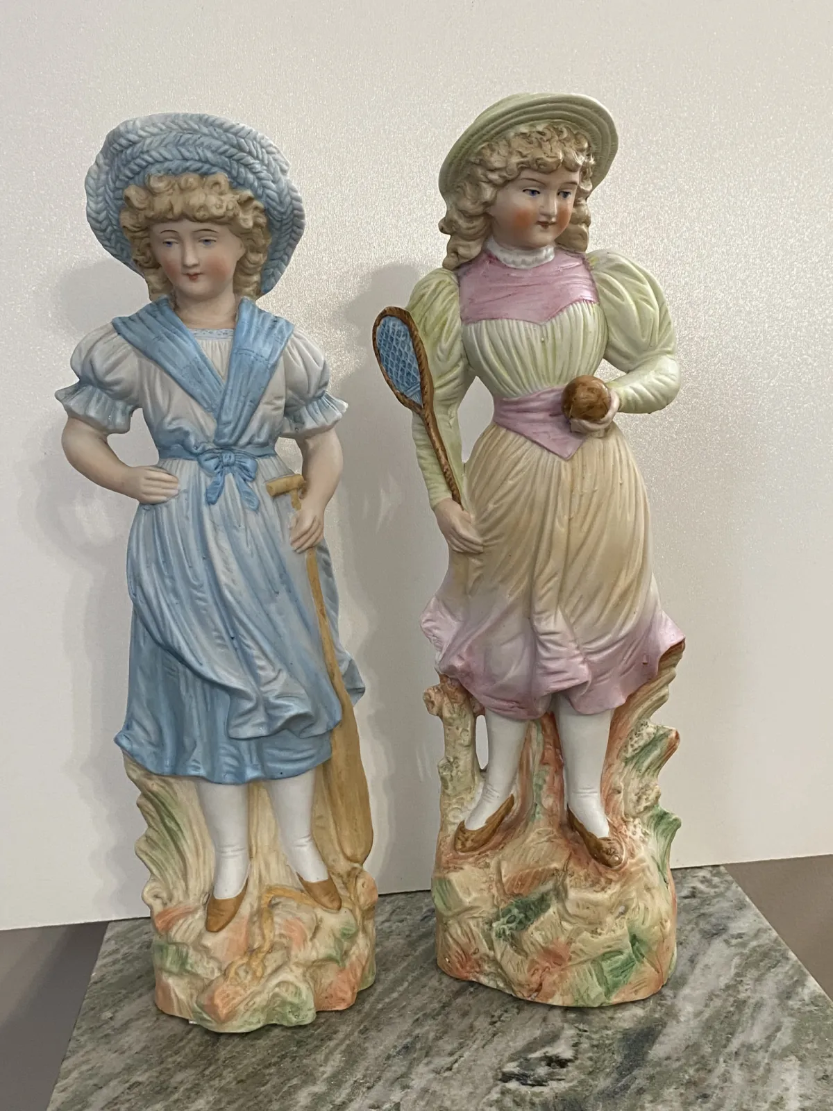 ANTYCZNA PARA FIGUR BISKWITOWYCH-;TENISISTKI-GEBRUDER HEUBACH /TURYNGIA