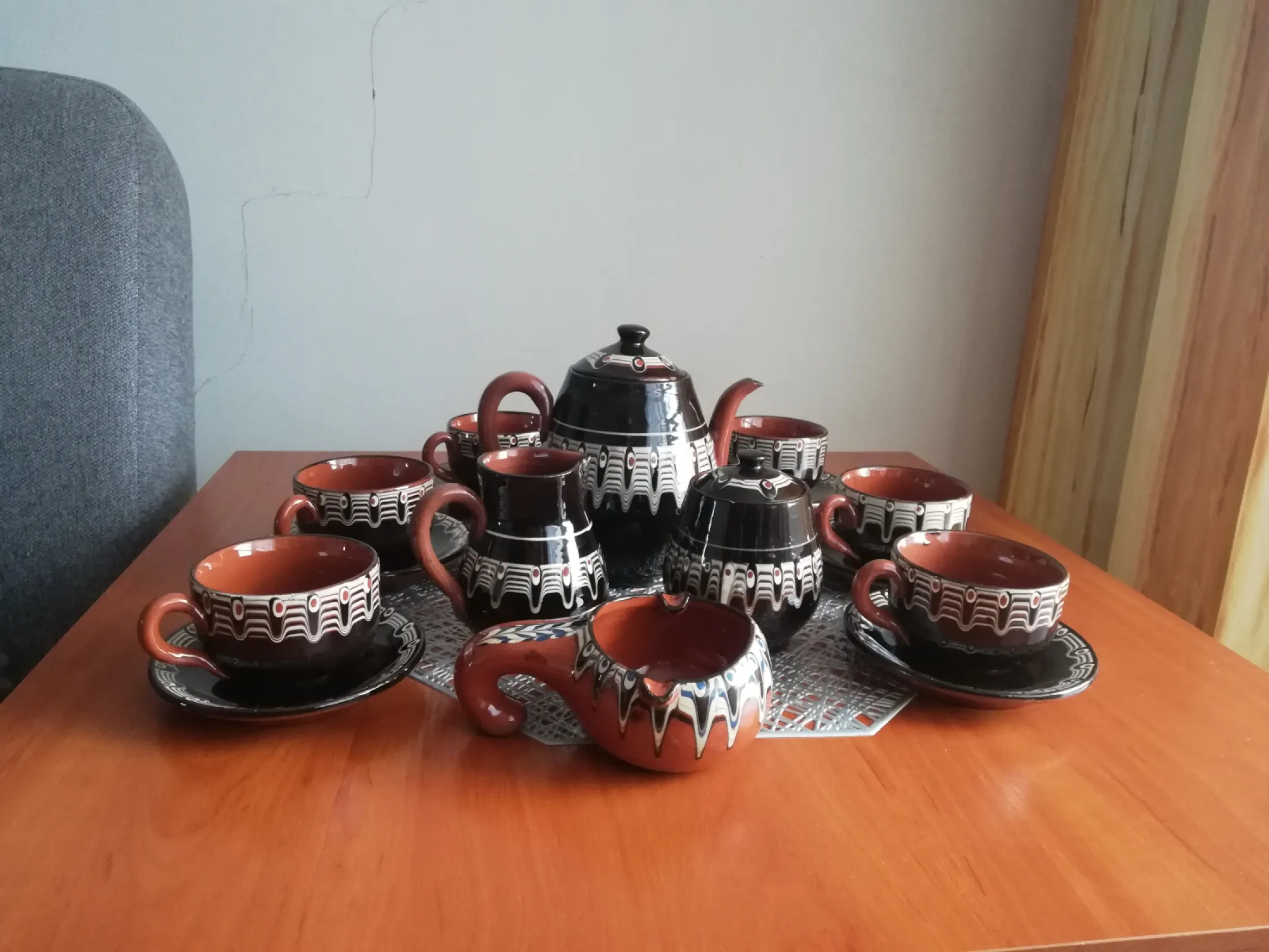 Bułgarski serwis ceramiczny Troyan vintage – 16 elementów