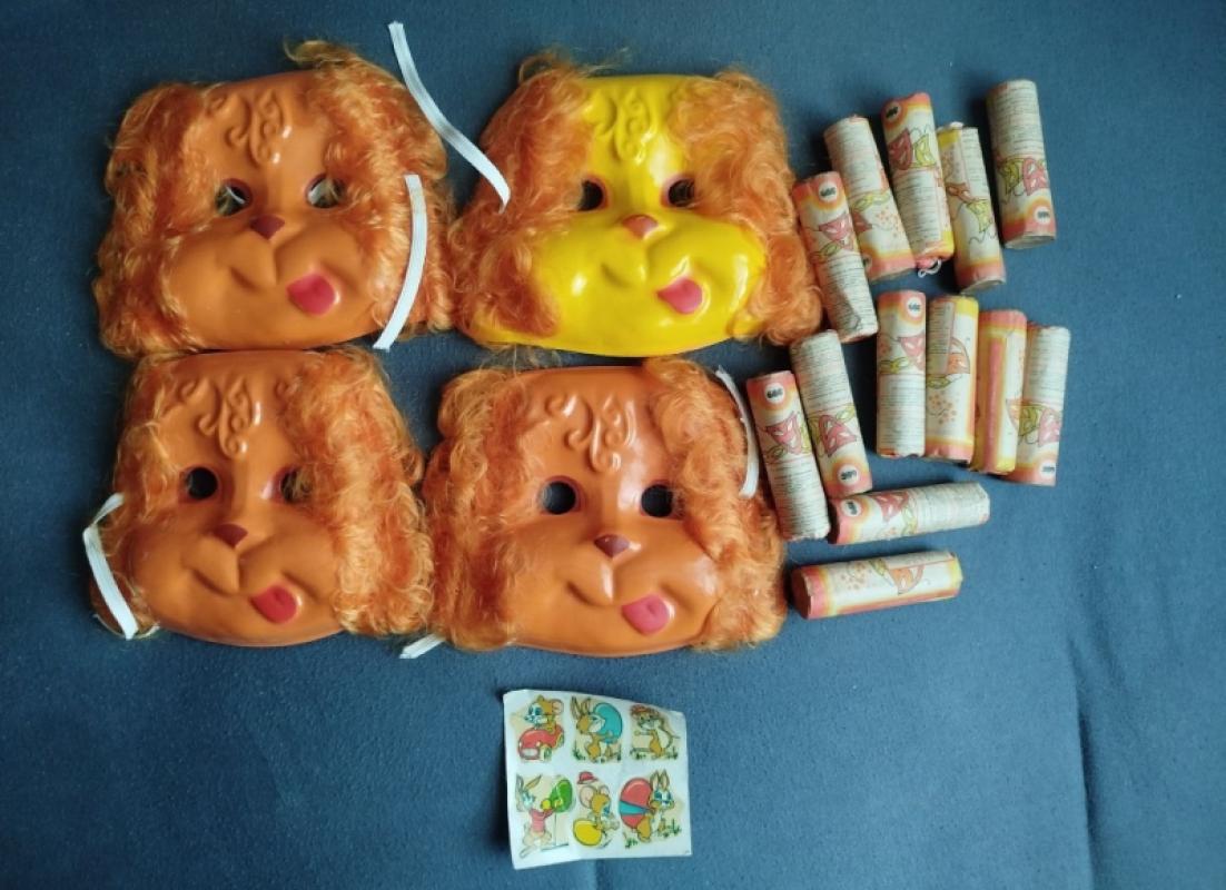 Maski i konfetti Sylwestrowe vintage z ZSRR