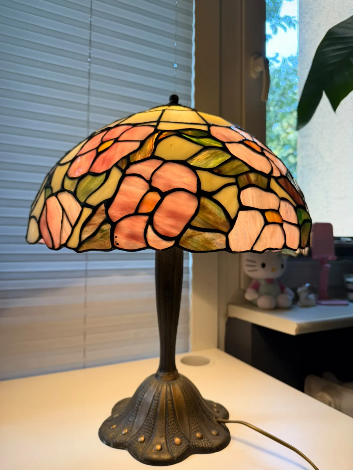 Lampa Witrażowa w Stylu Tiffanego