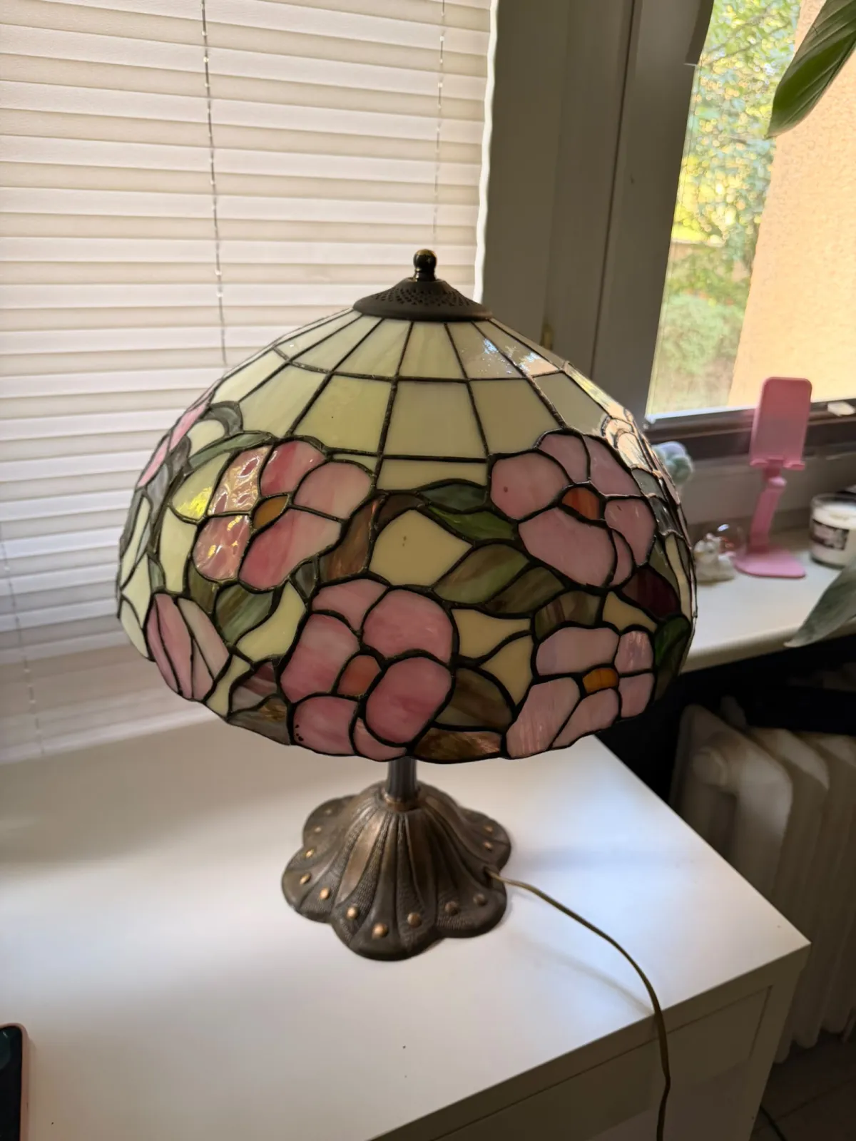 Lampa Witrażowa w Stylu Tiffanego