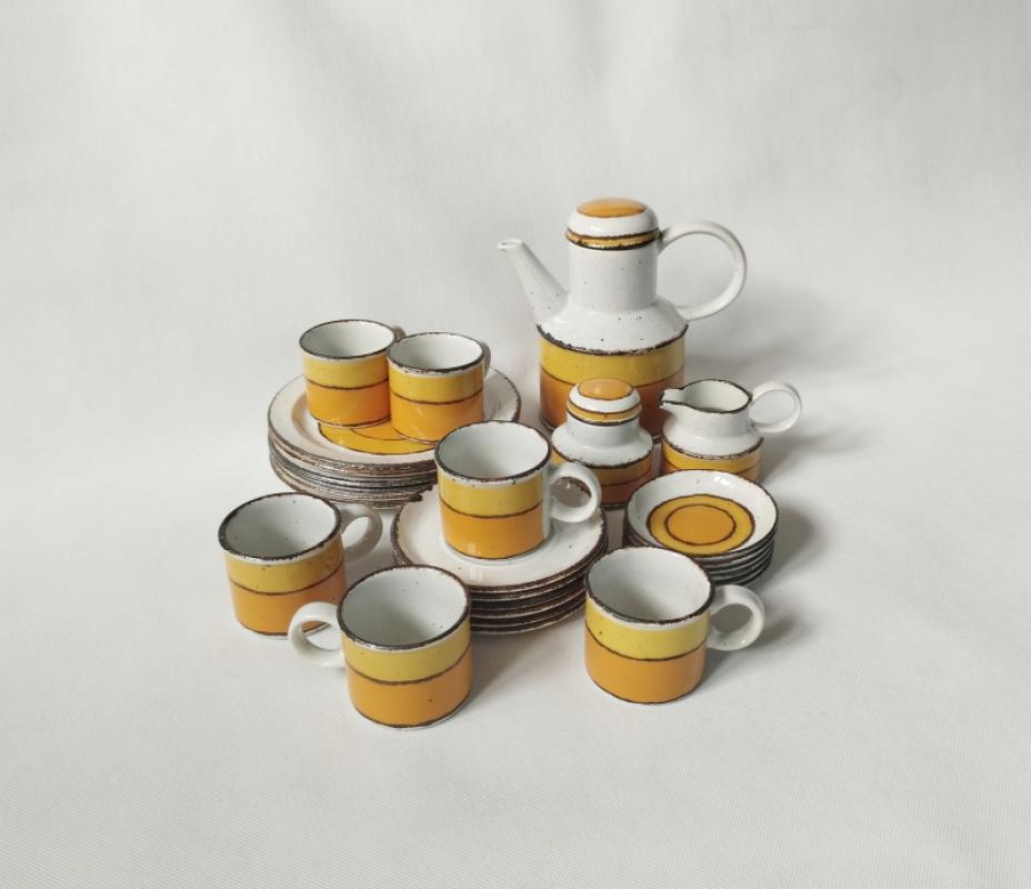 Serwis dla 6 osób Midwinter Pottery Stonehenge Sun Kamionka angielska lata 70