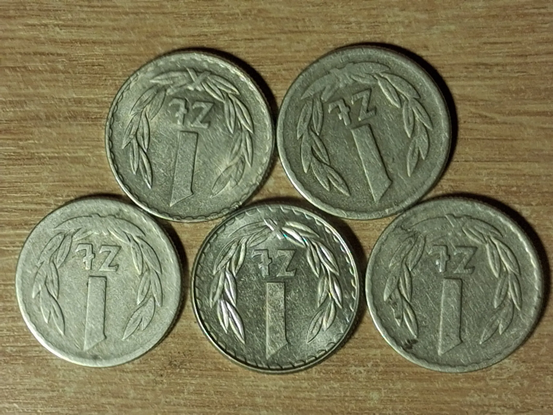 Monety prl. 5 sztuk. Nominal 1 zl ciekawe roczniki