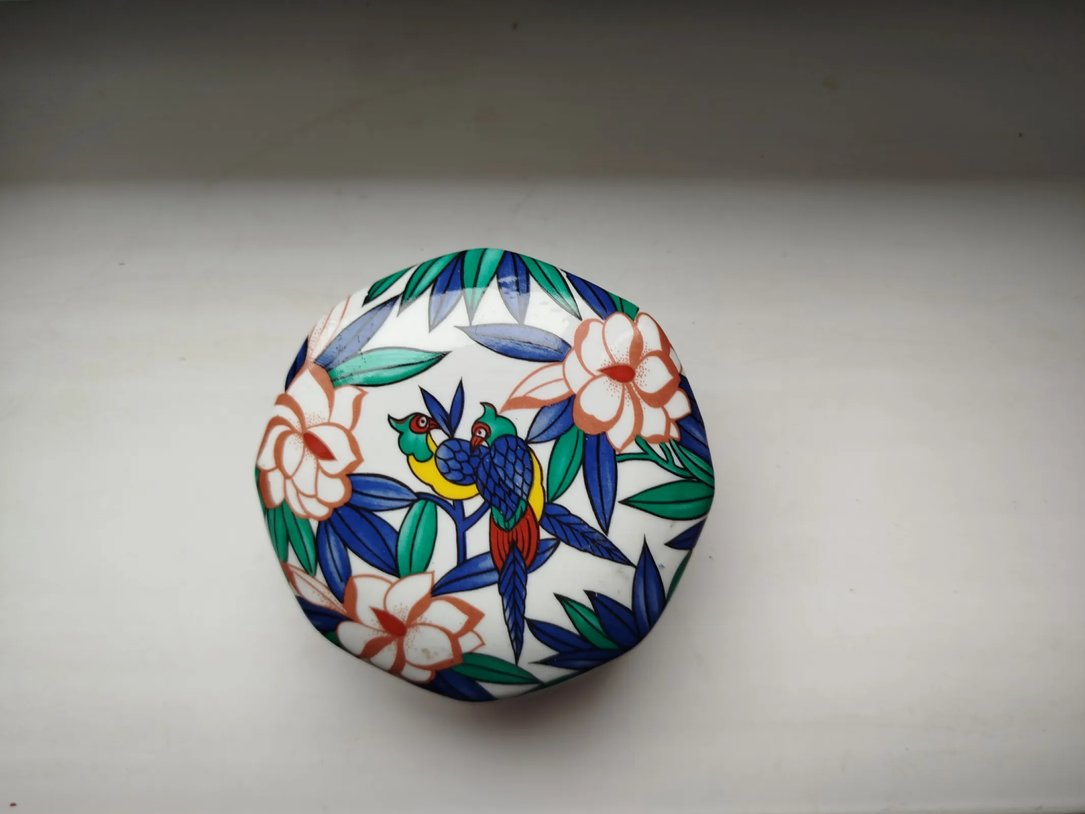 Pudełko porcelanowe vintage na drobiazgi
