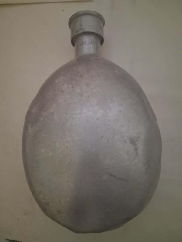 Oryginalna niemiecka manierka M31 – MN38 / KCL40 – WH