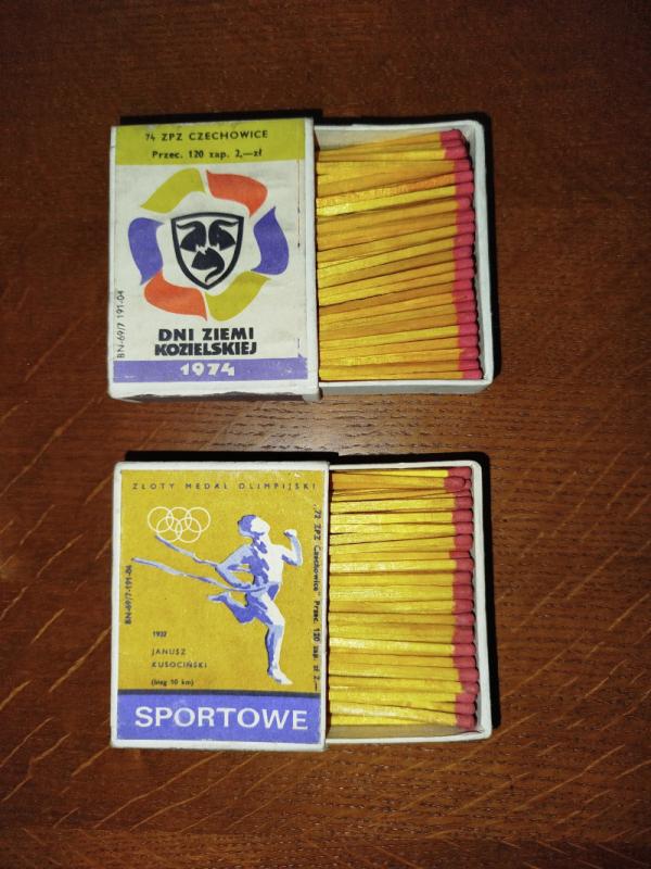 Kolekcjonerskie duże pudełka zapałek z PRL z 1974 roku, 2 sztuki