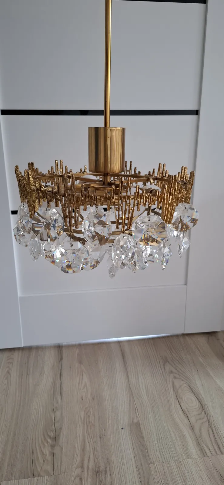 Lampa z krysztalkami