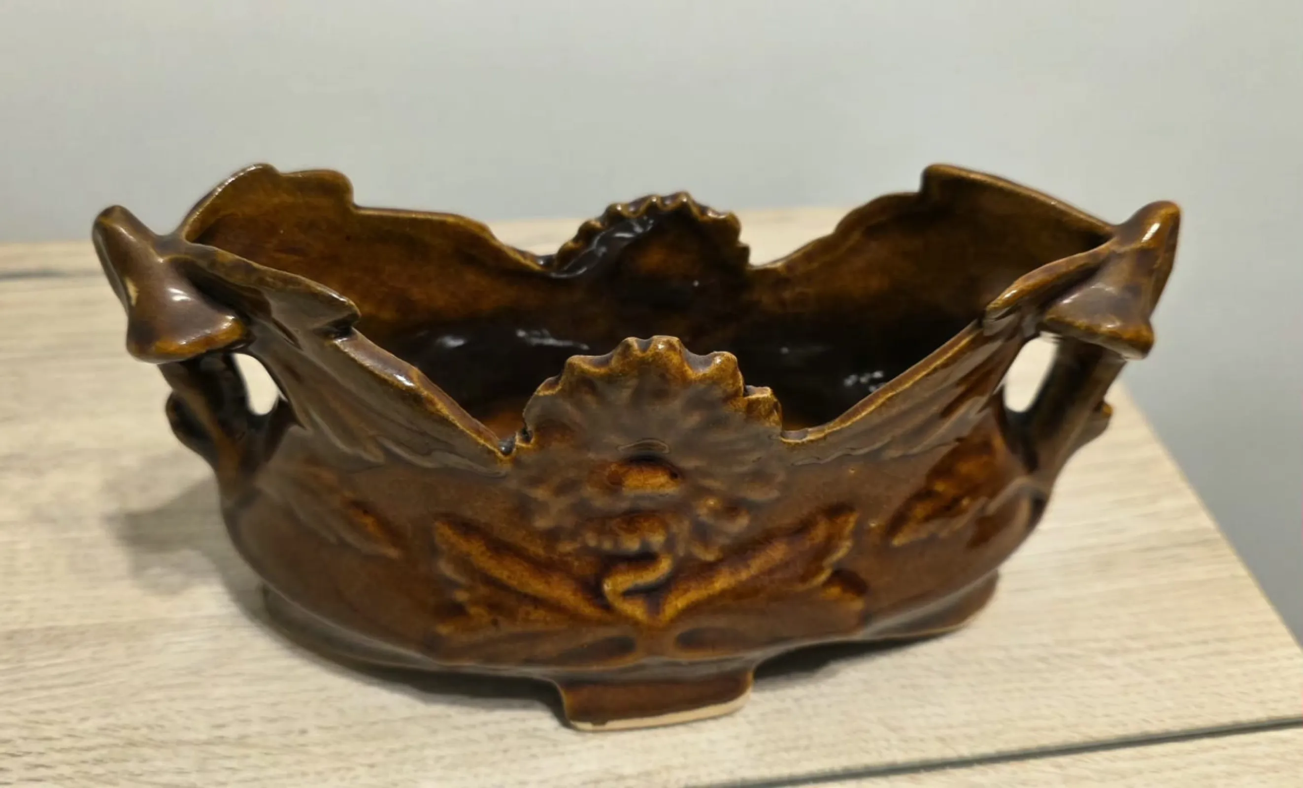 Stara ceramiczna doniczka