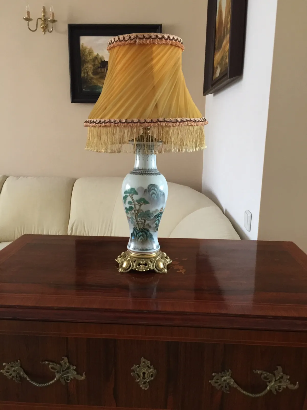 Lampa stolowa stylowa