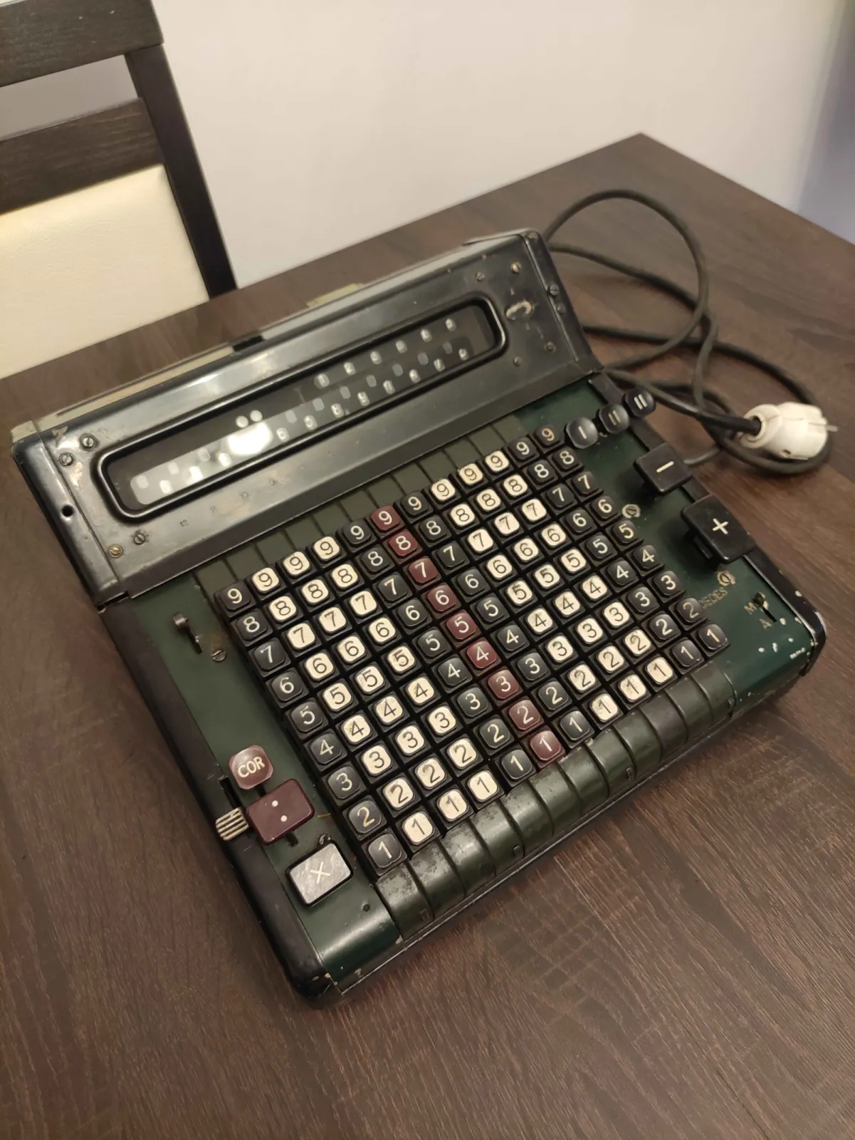Kalkulator Mechaniczny - Mercedes-Euklid Model 37