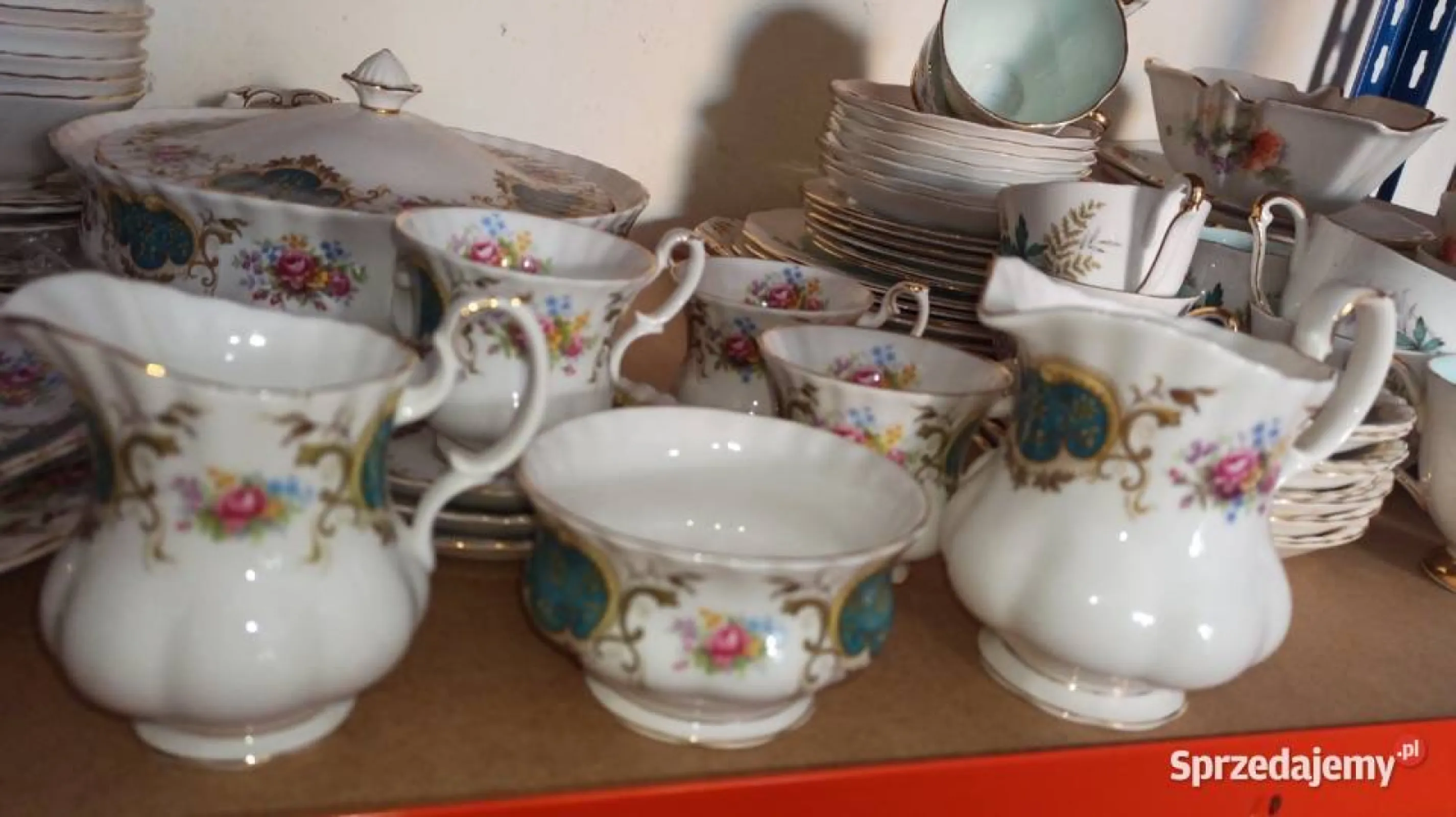 Talerzyk deserowy Berkeley. Royal Albert