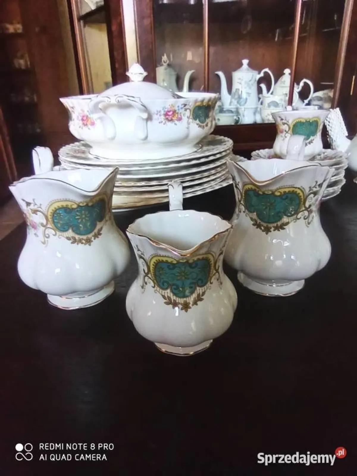 Talerzyk deserowy Berkeley. Royal Albert