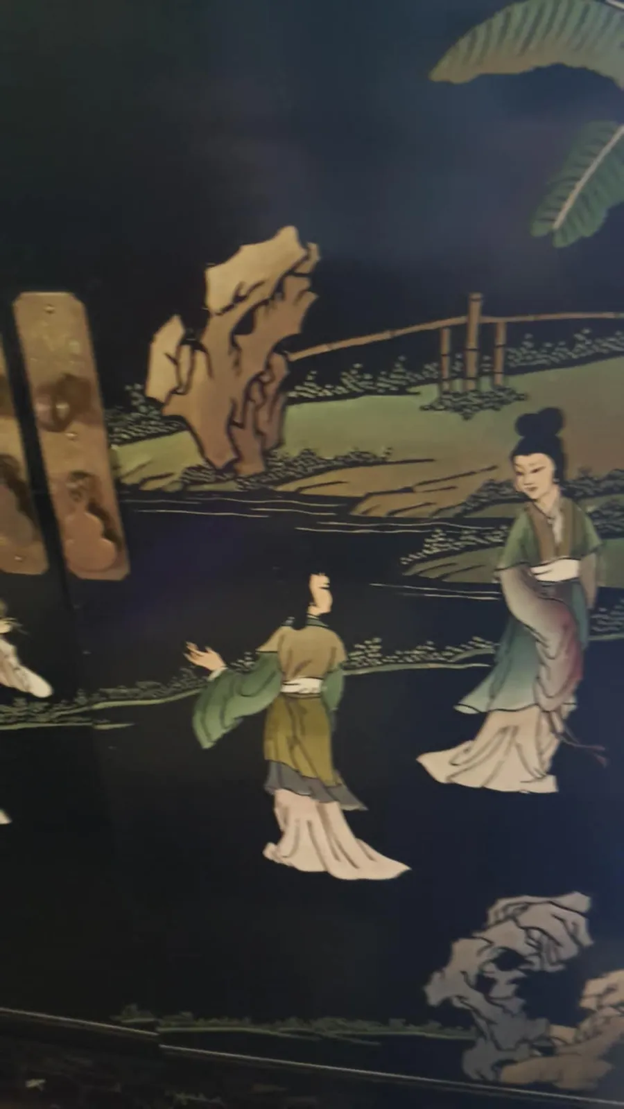 Orientalna komoda