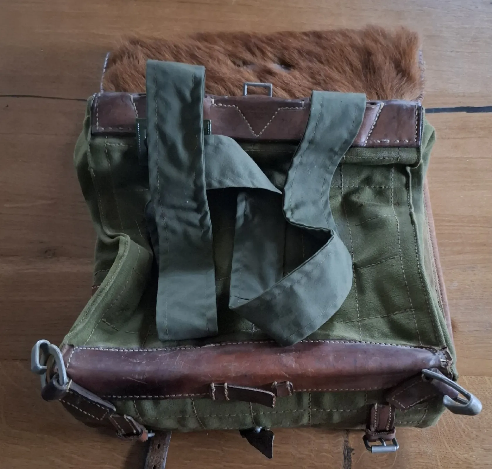 Wehrmacht 2 plecaki oryginalne II wojna światowa Cena za parę