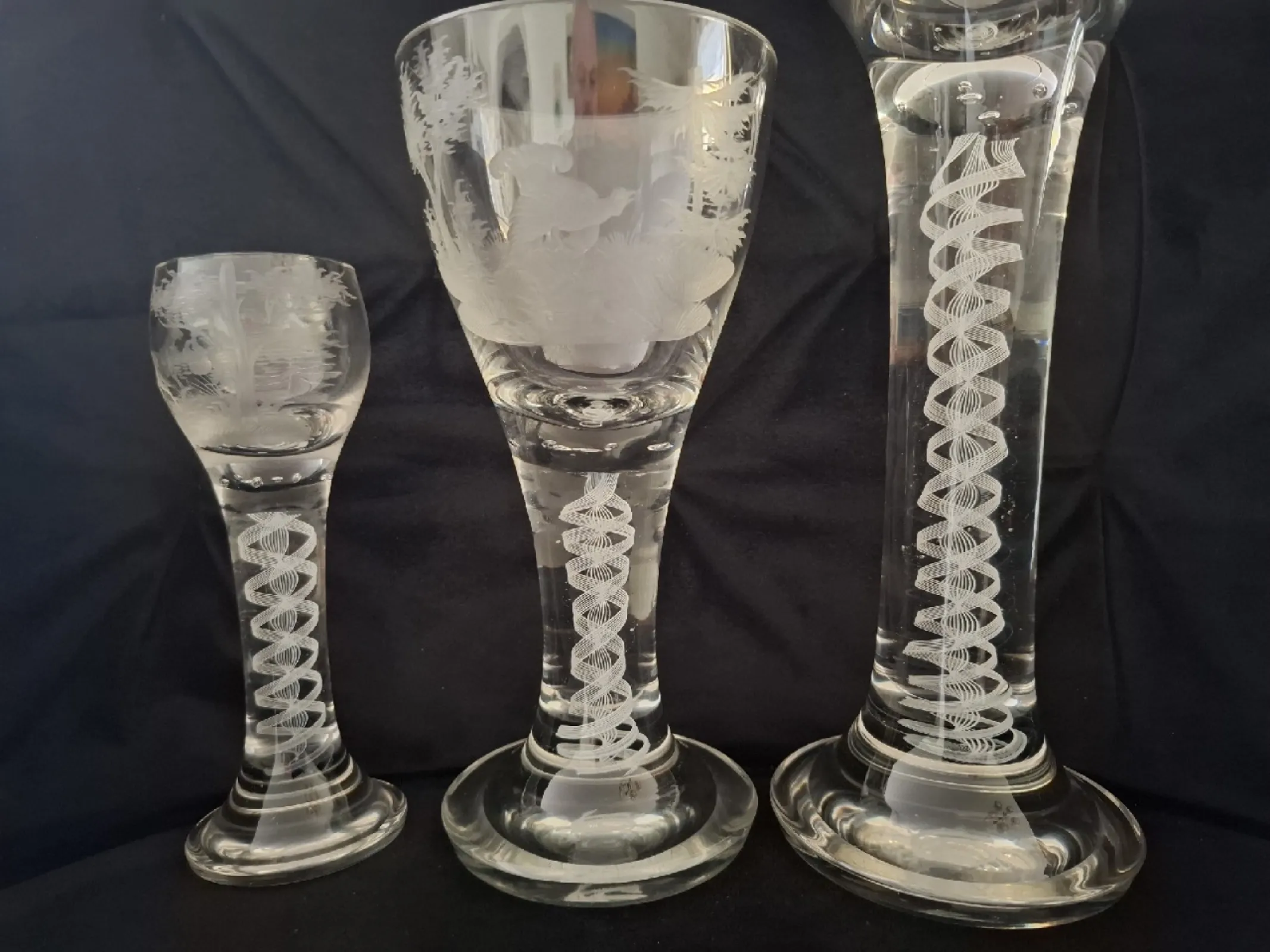Józefina 3 kieliszki 28 cm. filigran Jesephinenhutte 1912 r. Myśliwskie