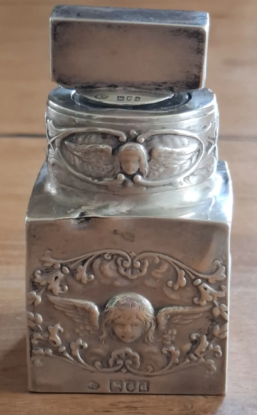 Edwardiańskie srebro flakon na perfumy Williama Comynsa Birmingham 1902 r.