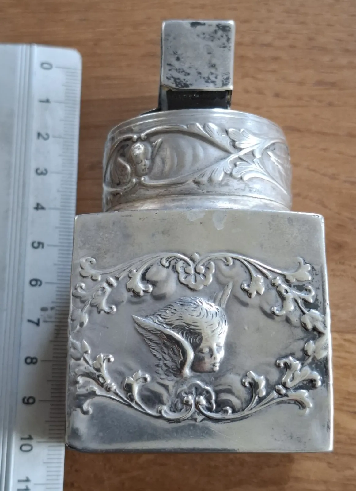 Edwardiańskie srebro flakon na perfumy Williama Comynsa Birmingham 1902 r.