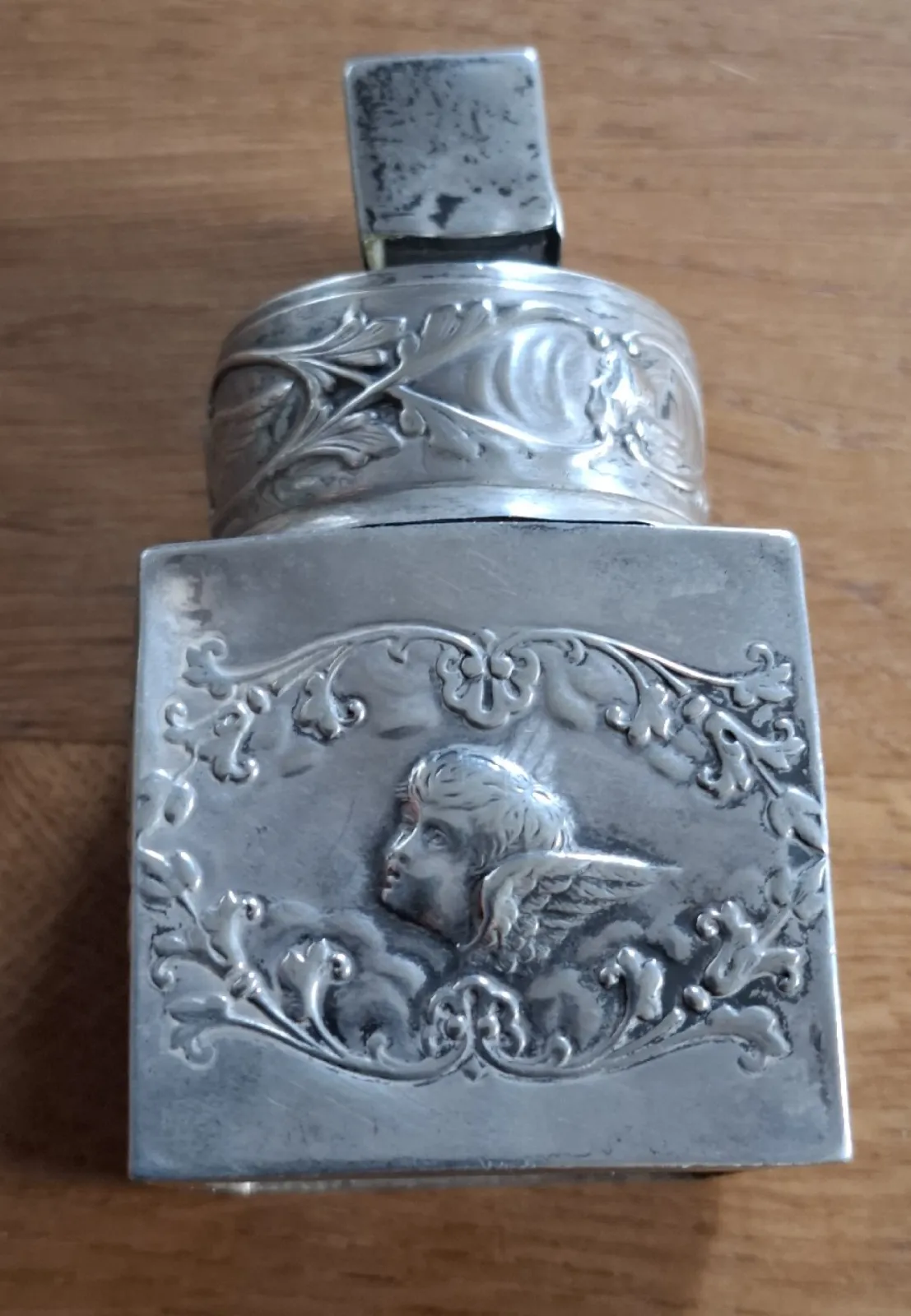 Edwardiańskie srebro flakon na perfumy Williama Comynsa Birmingham 1902 r.