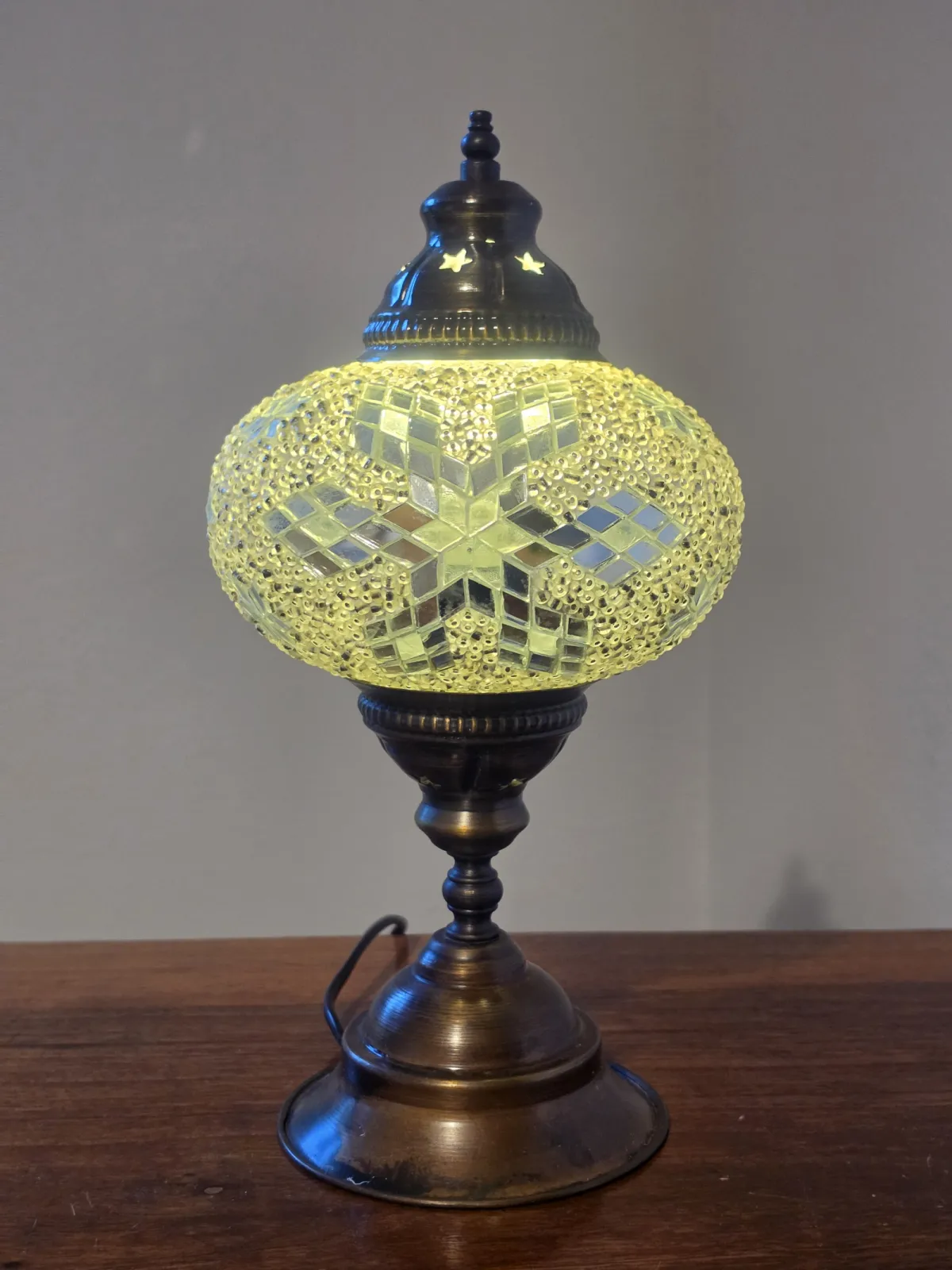 Orientalna lampa mozaikowa Vintage Belgia