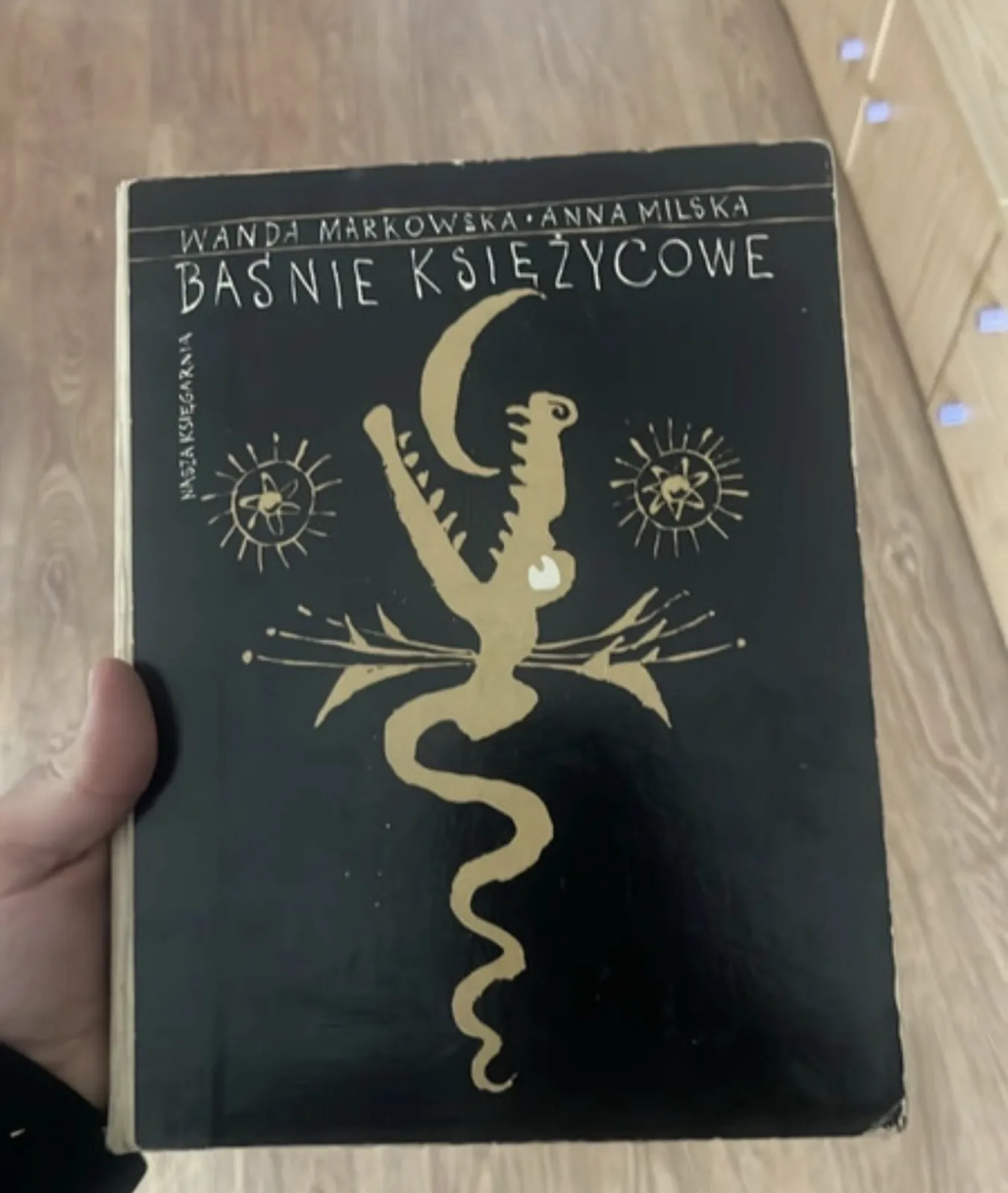 Baśnie księżycowe