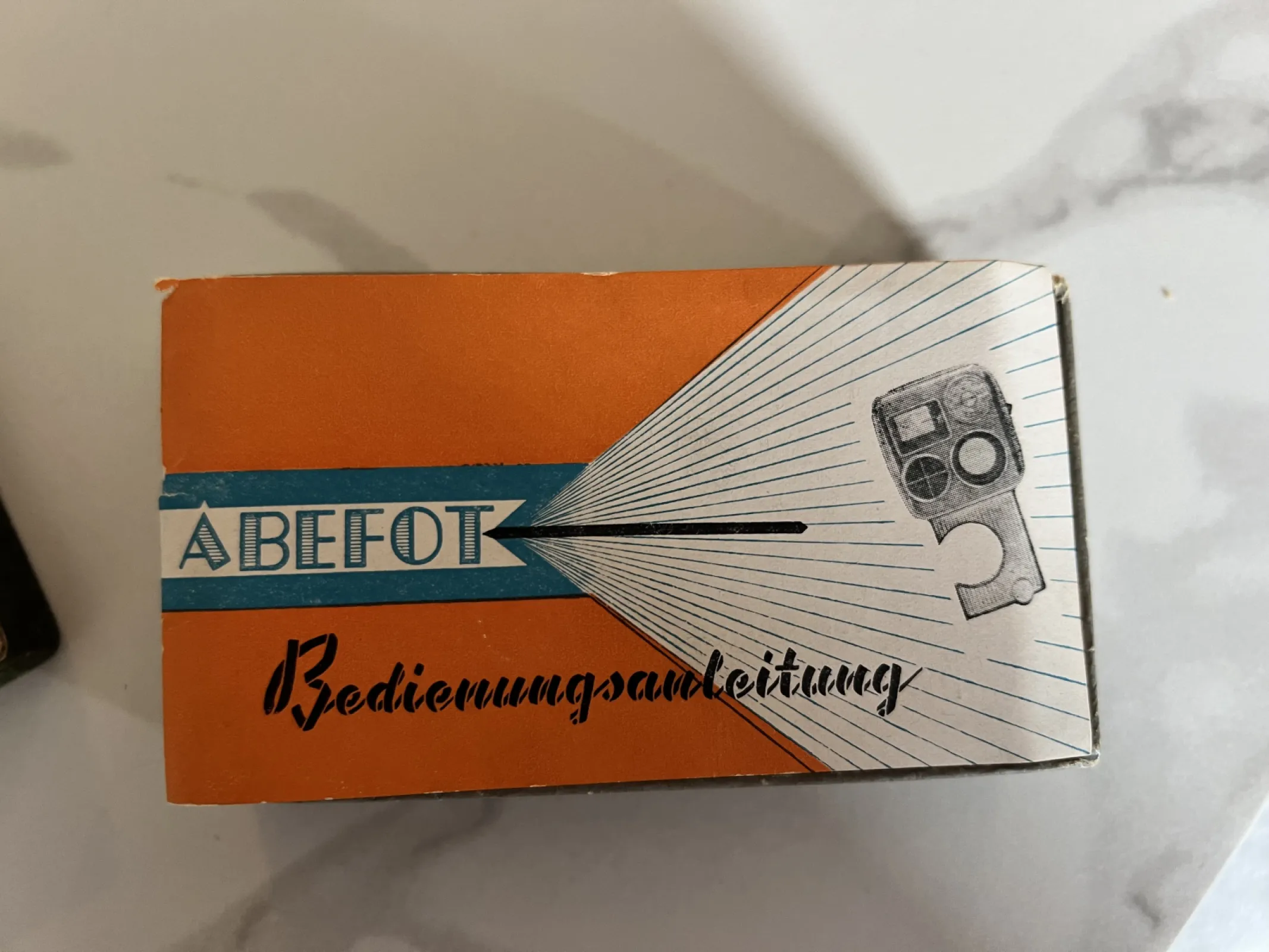 ABEFOT Bedienungssucher – zabytkowy wizjer/optyka fotograficzna PRL Niemcy + pudełko