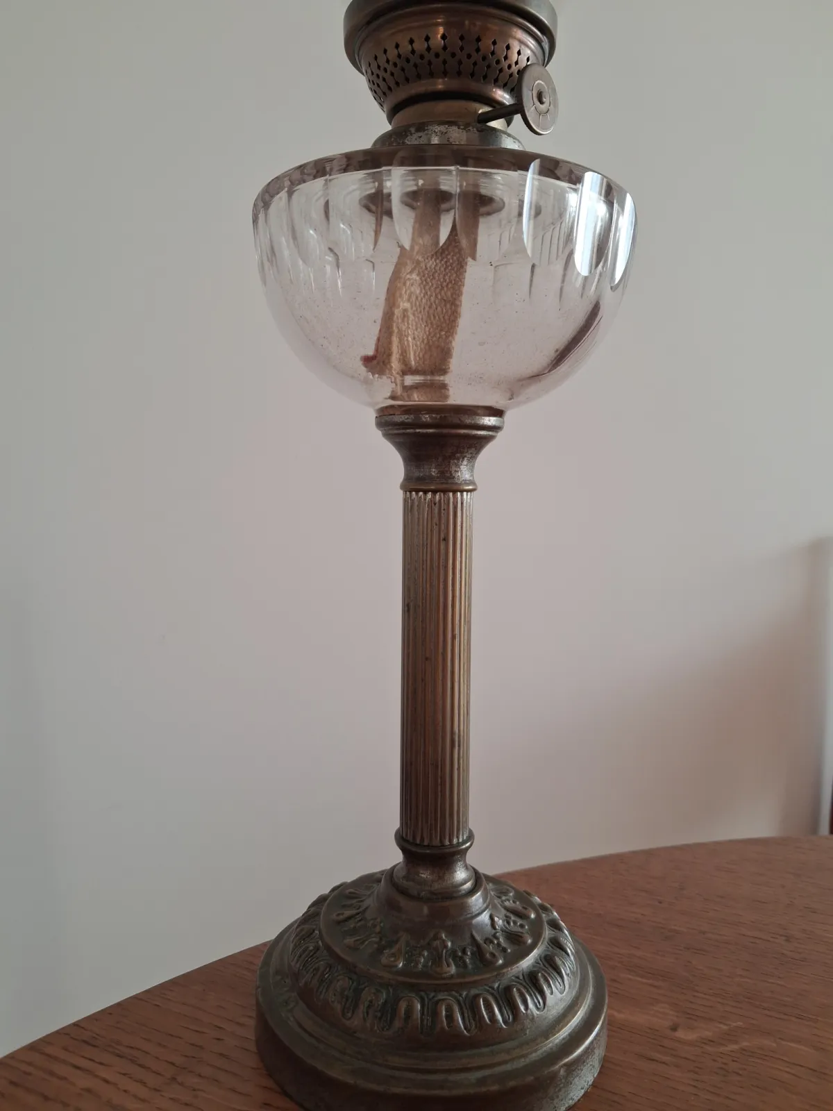 lampa naftowa z brązu piękny zabytek z początku XX w.