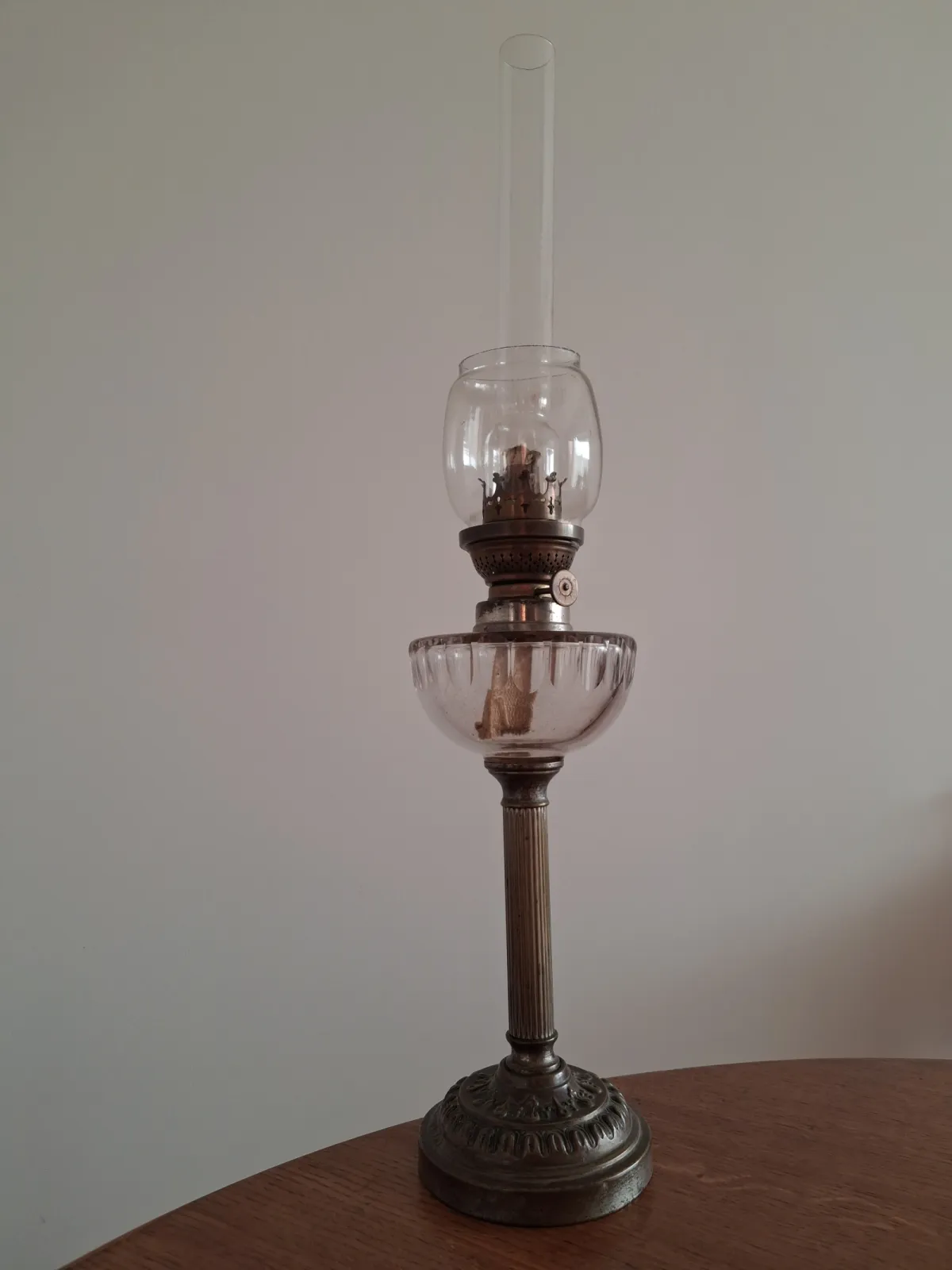 lampa naftowa z brązu piękny zabytek z początku XX w.