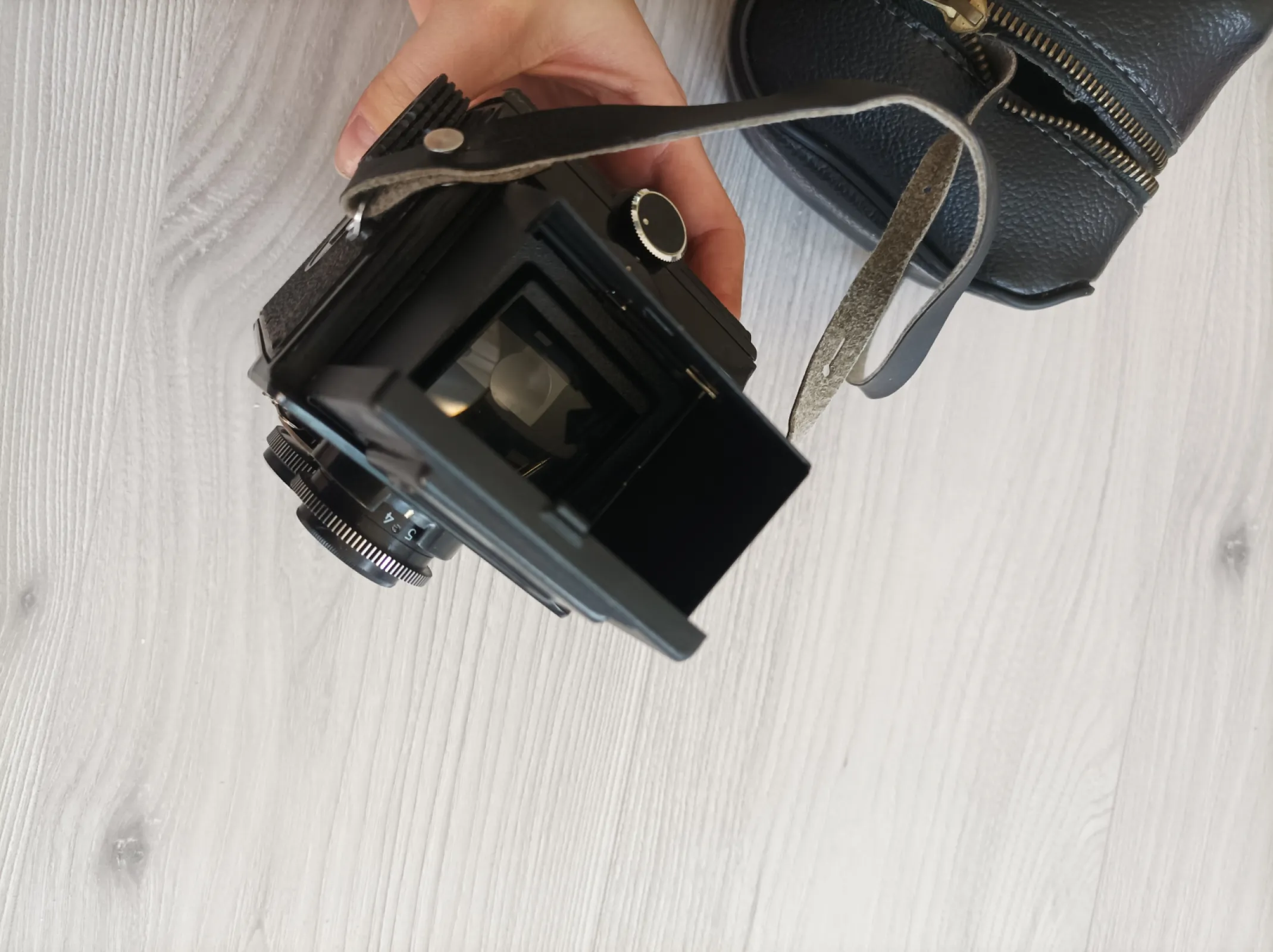 Stary aparat fotograficzny lubitel