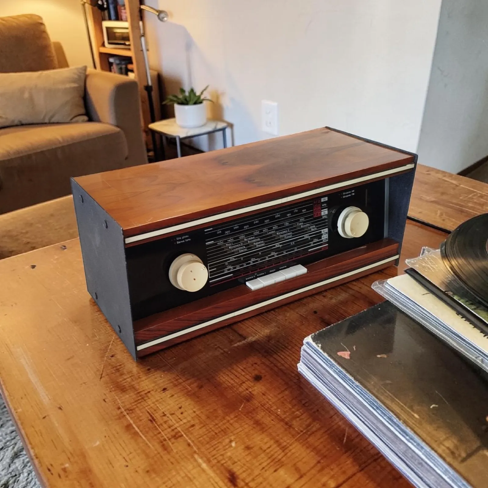 Stylowe radio Diora PRL – wyjątkowy klimat vintage / do renowacji