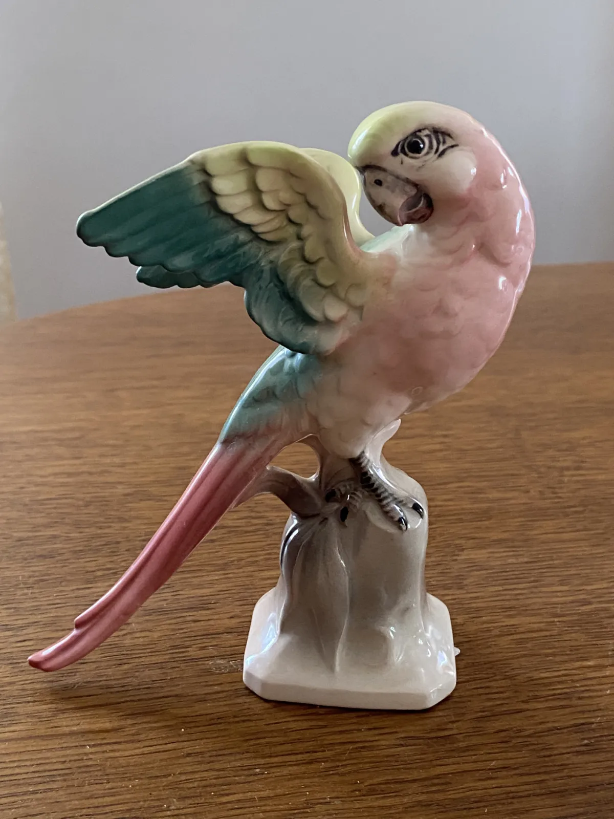 Figurka papugi HERTWIG KATZHUTTE