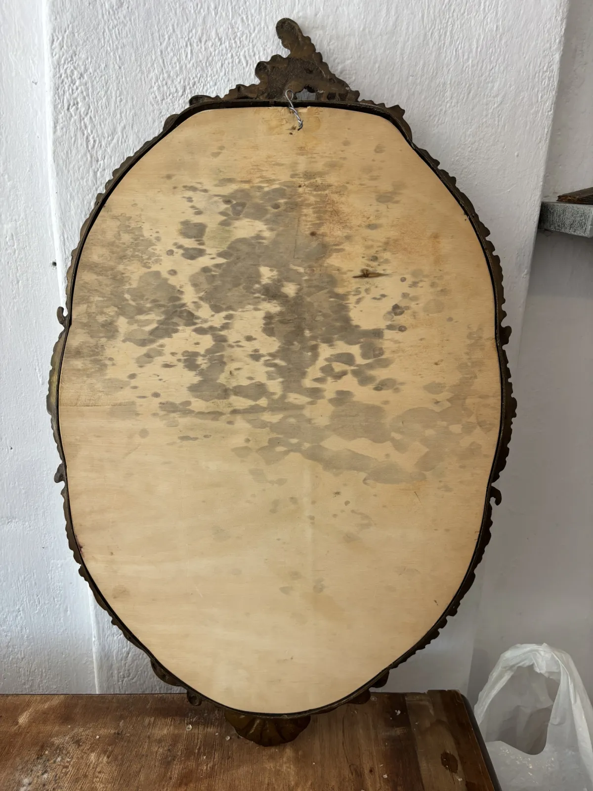 Obraz sakralny vintage „Mater Boni Remedii” w ciężkiej ramie mosiężnej