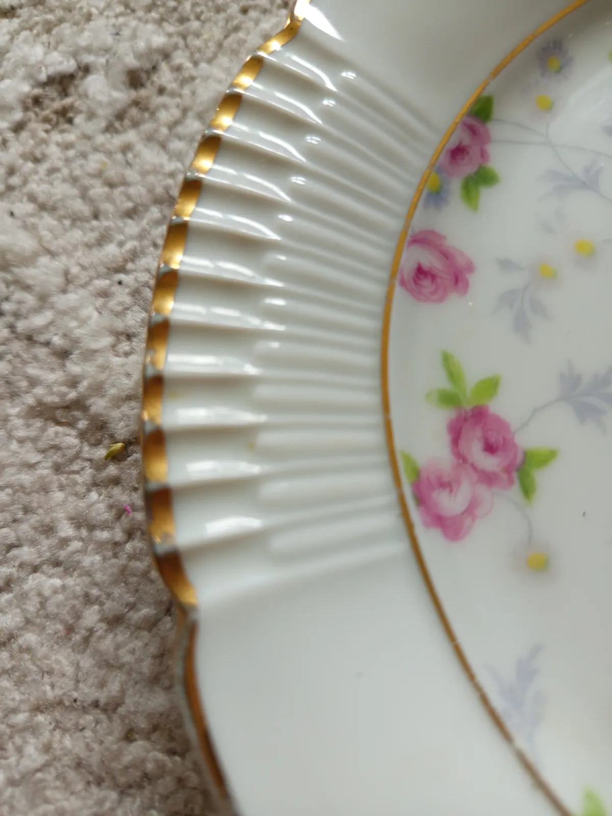 Dwa talerze przedwojenna porcelana Giesche