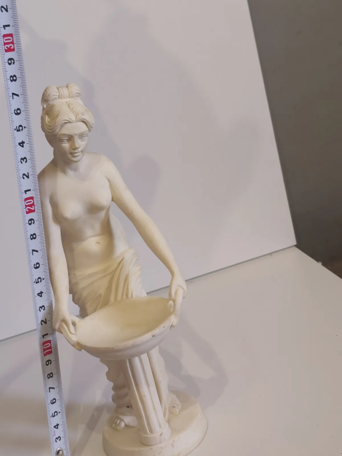 Figurka z alabastru Bogini Hestia Włoska manufaktura