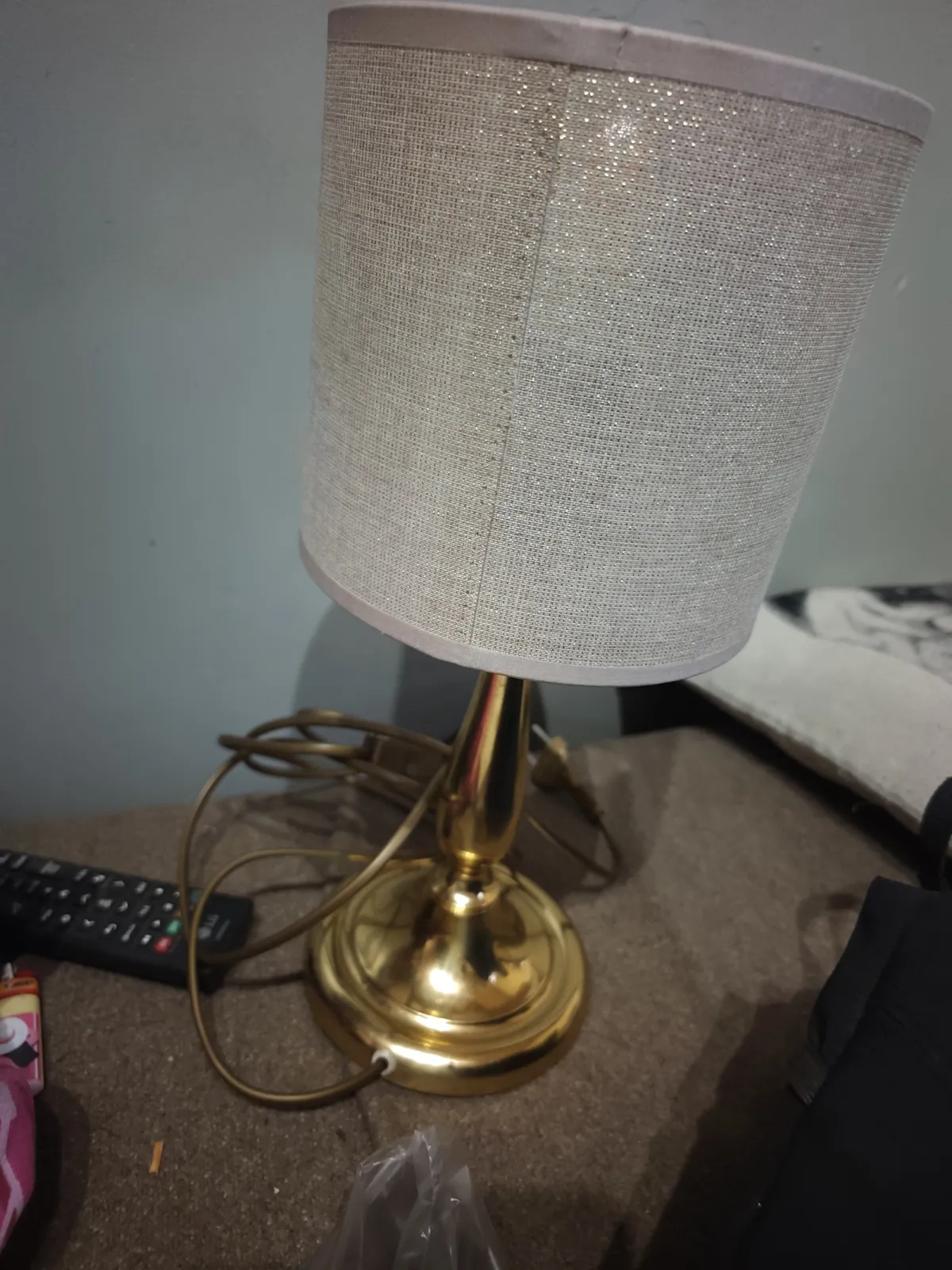 Piękna mosiężna Lampa