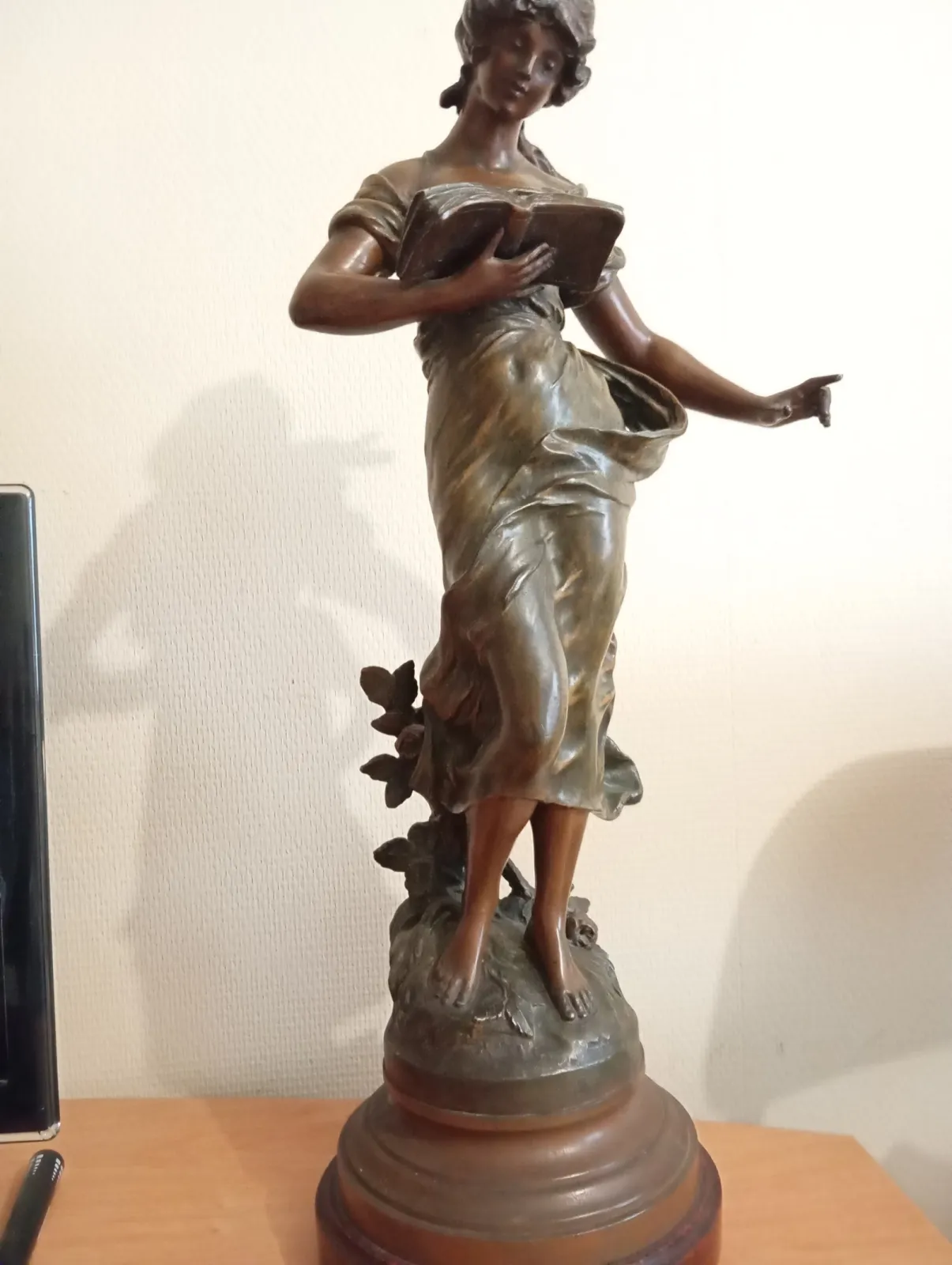 Zabytkowa Rzeźba Secesyjna 60 cm – Franc Moreau – "Fabrication Française Paris" – Antyk