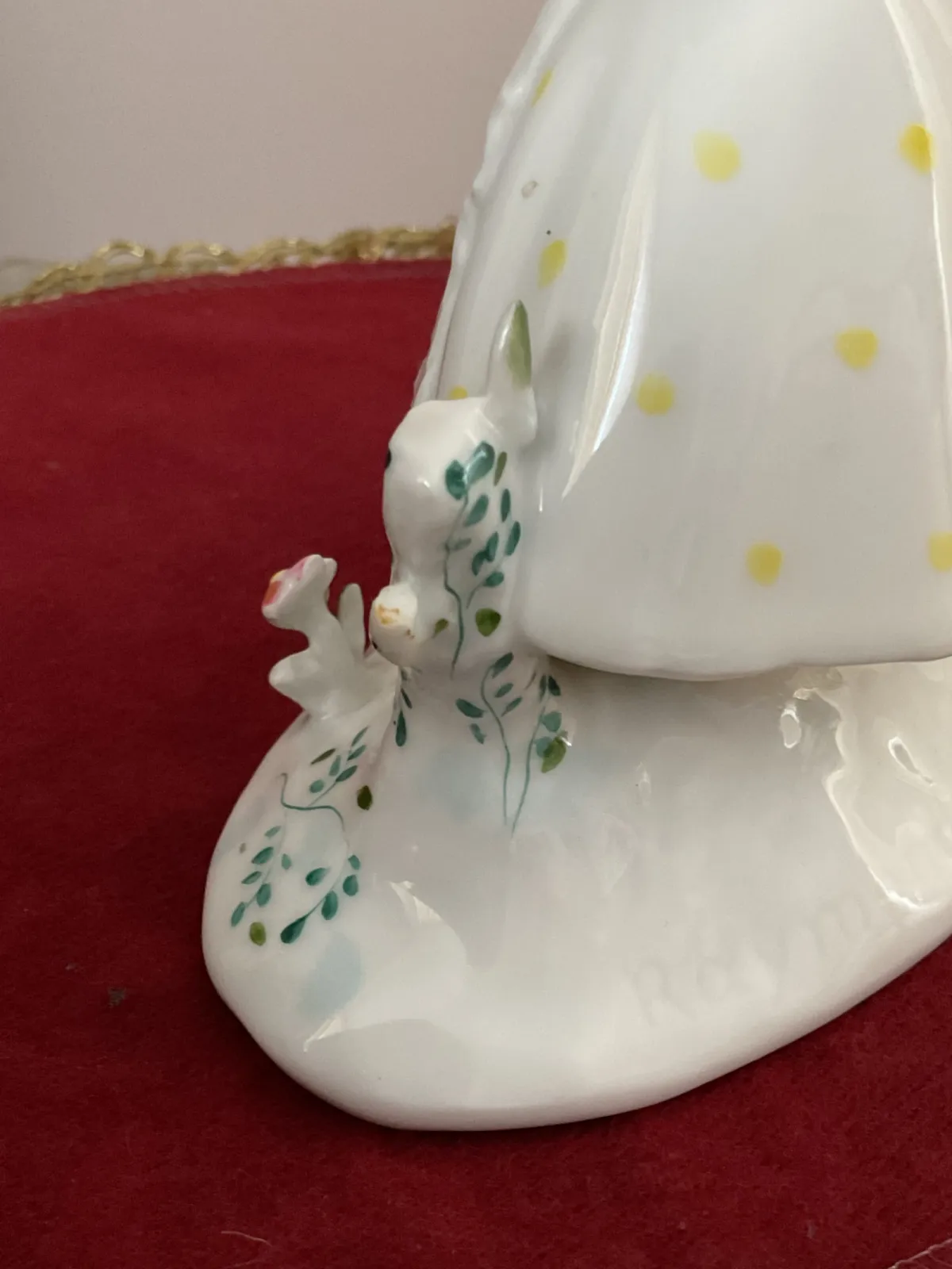 Figurka dziewczynki z owcą-ROSENTHAL