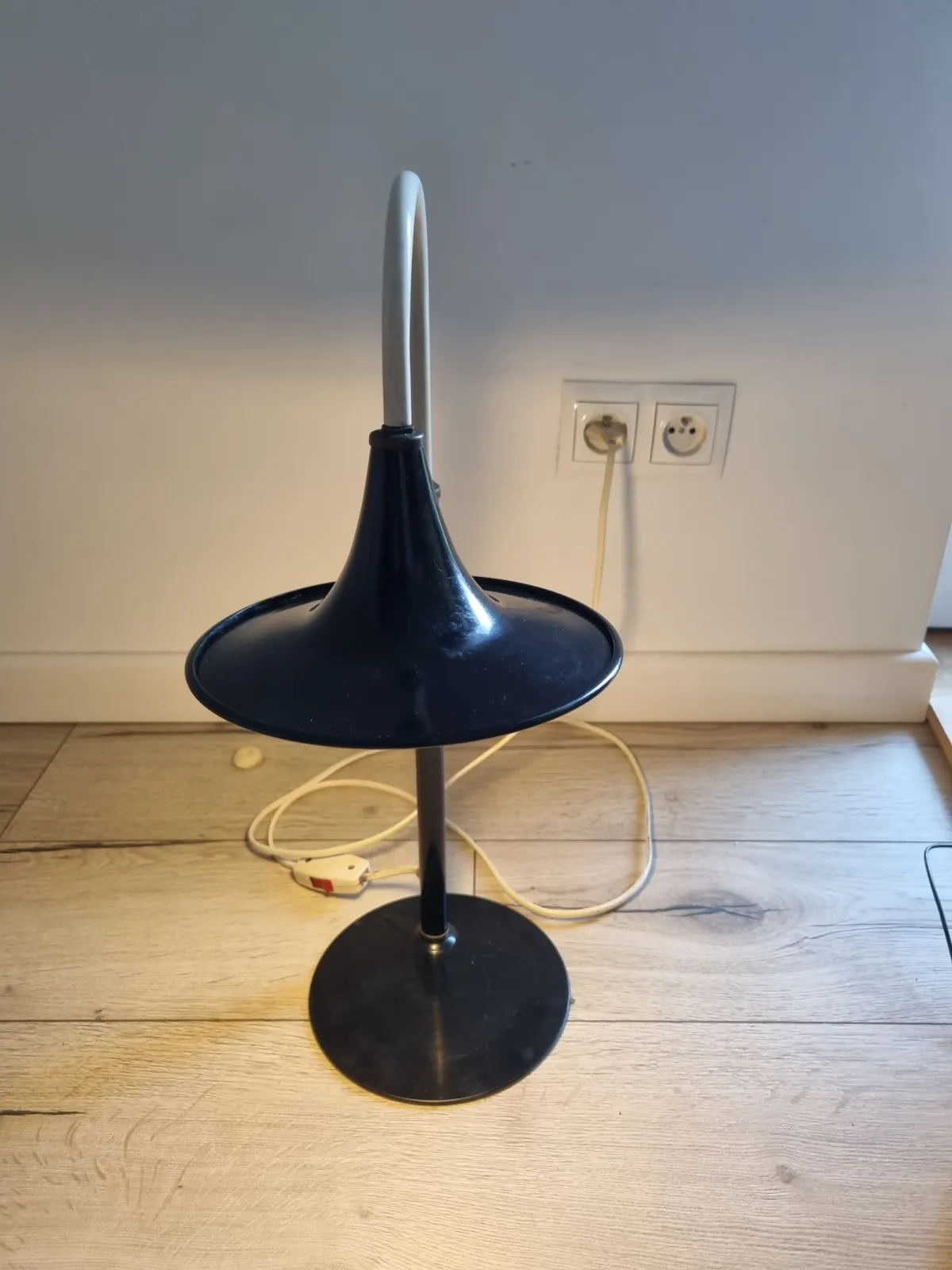 Stara lampa biurowa pochodzący z Holandii
