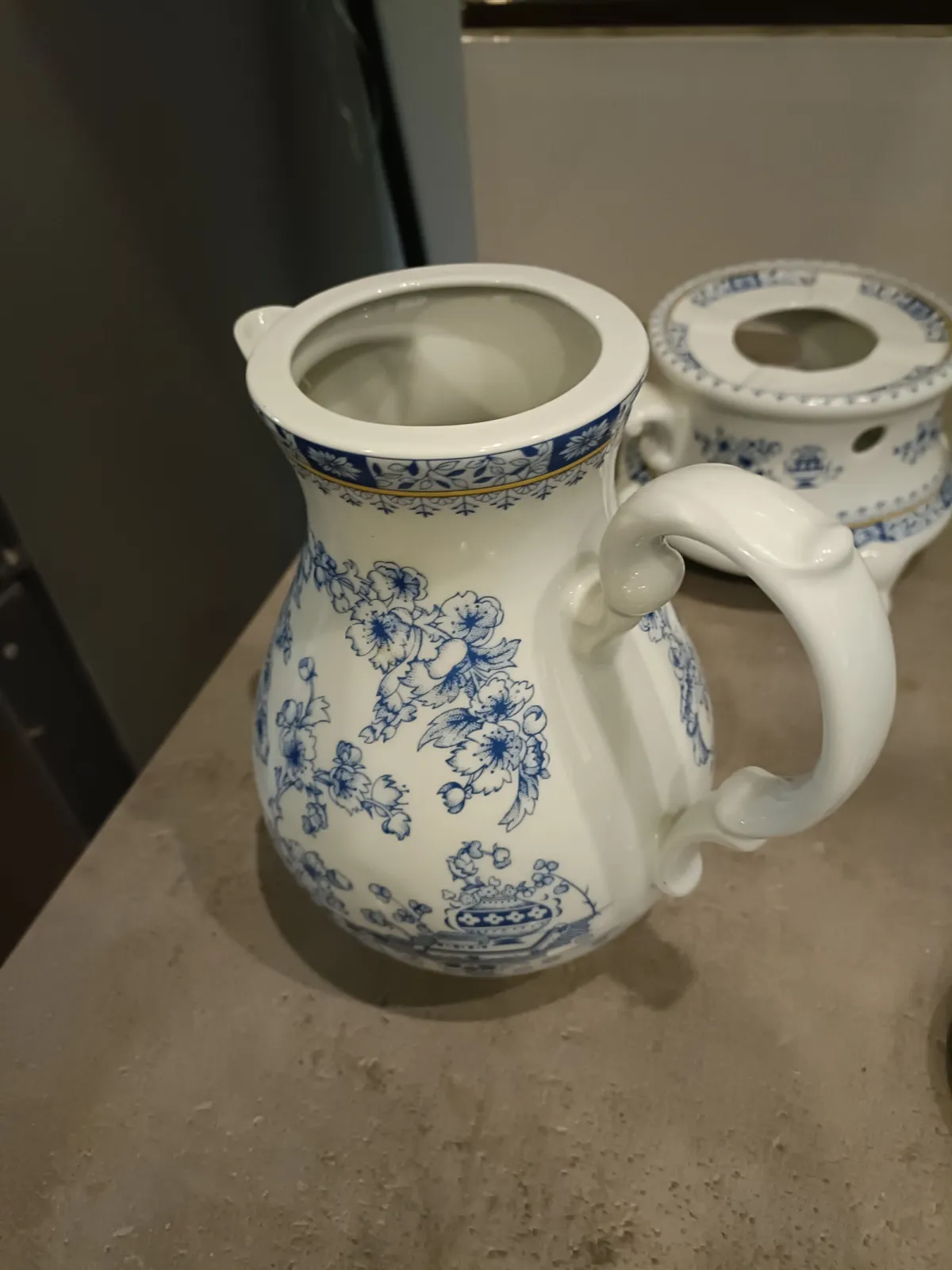 Porcelanowy dzbanek do kawy/herbaty z podgrzewaczem Bavaria Germany