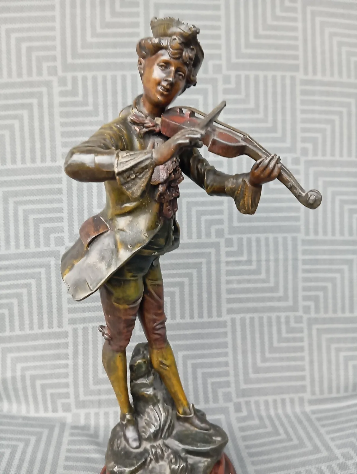 Antyczna rzeźba gabinetowa – „Młody Mozart”
