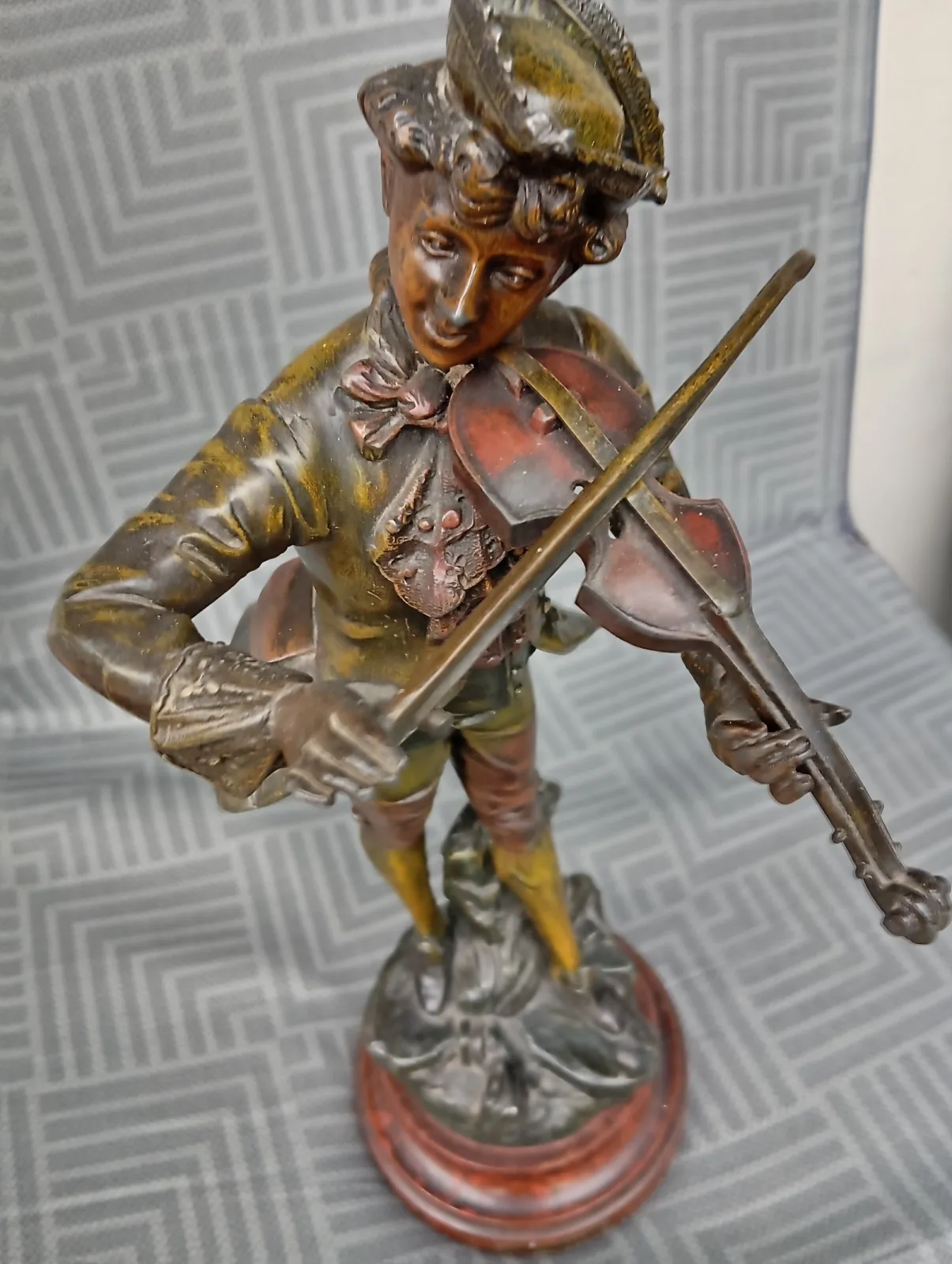 Antyczna rzeźba gabinetowa – „Młody Mozart”