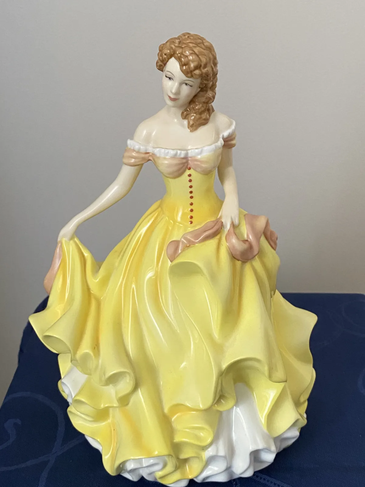 Figurka damy -ROYAL DOULTON -SUMMER
