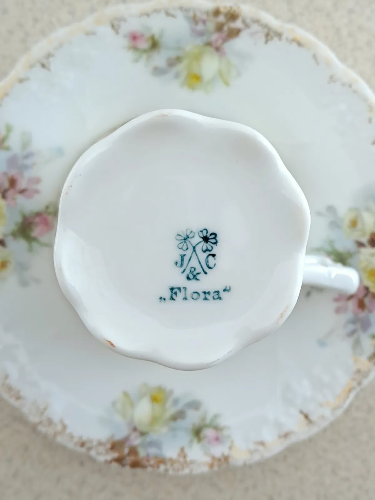 Przepiękna secesyjna filiżanka J&C Flora Jaeger & Co 1898/1923 r. cienkościenna porcelana