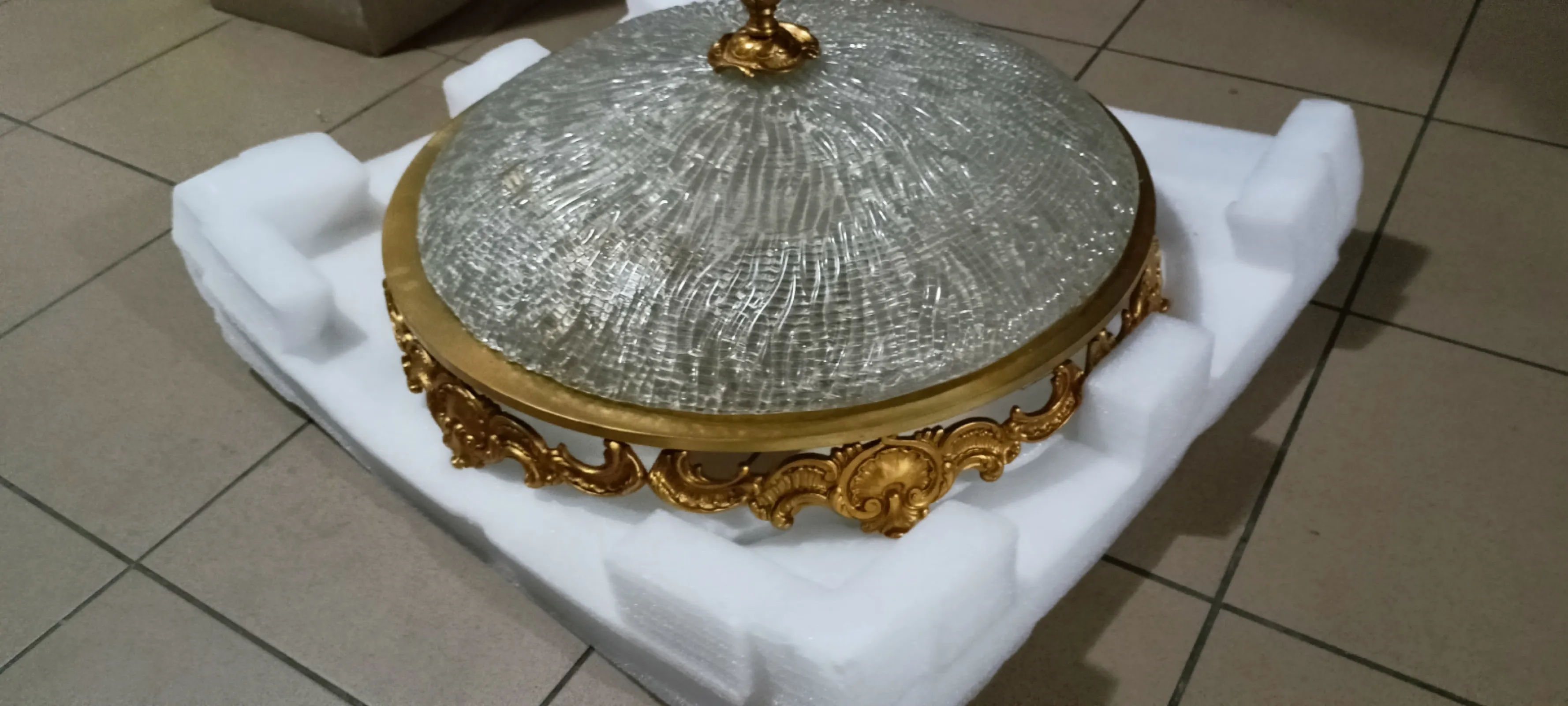 Duży Pałacowy Plafon XXL 55 cm Mosiądz Szkło Lodowe Vintage Retro