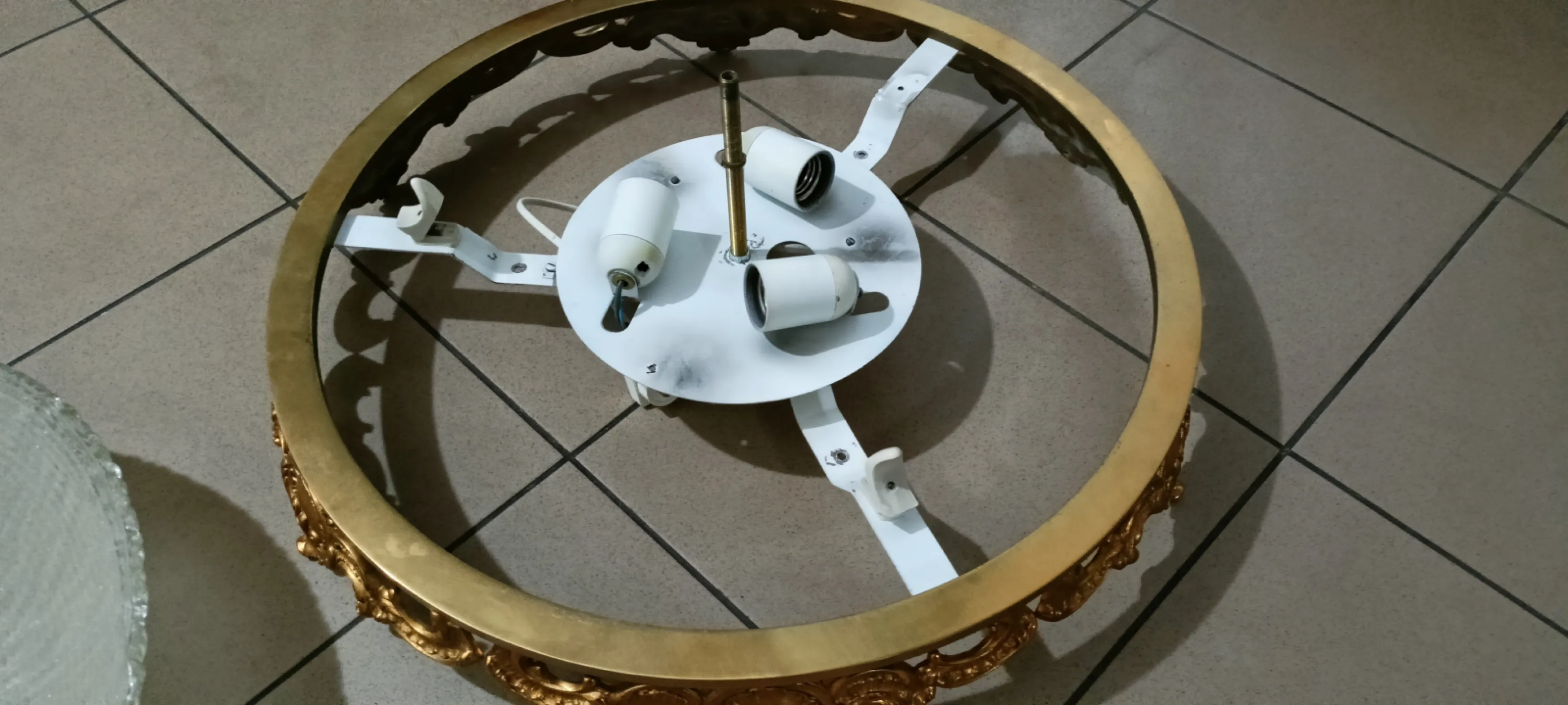 Duży Pałacowy Plafon XXL 55 cm Mosiądz Szkło Lodowe Vintage Retro