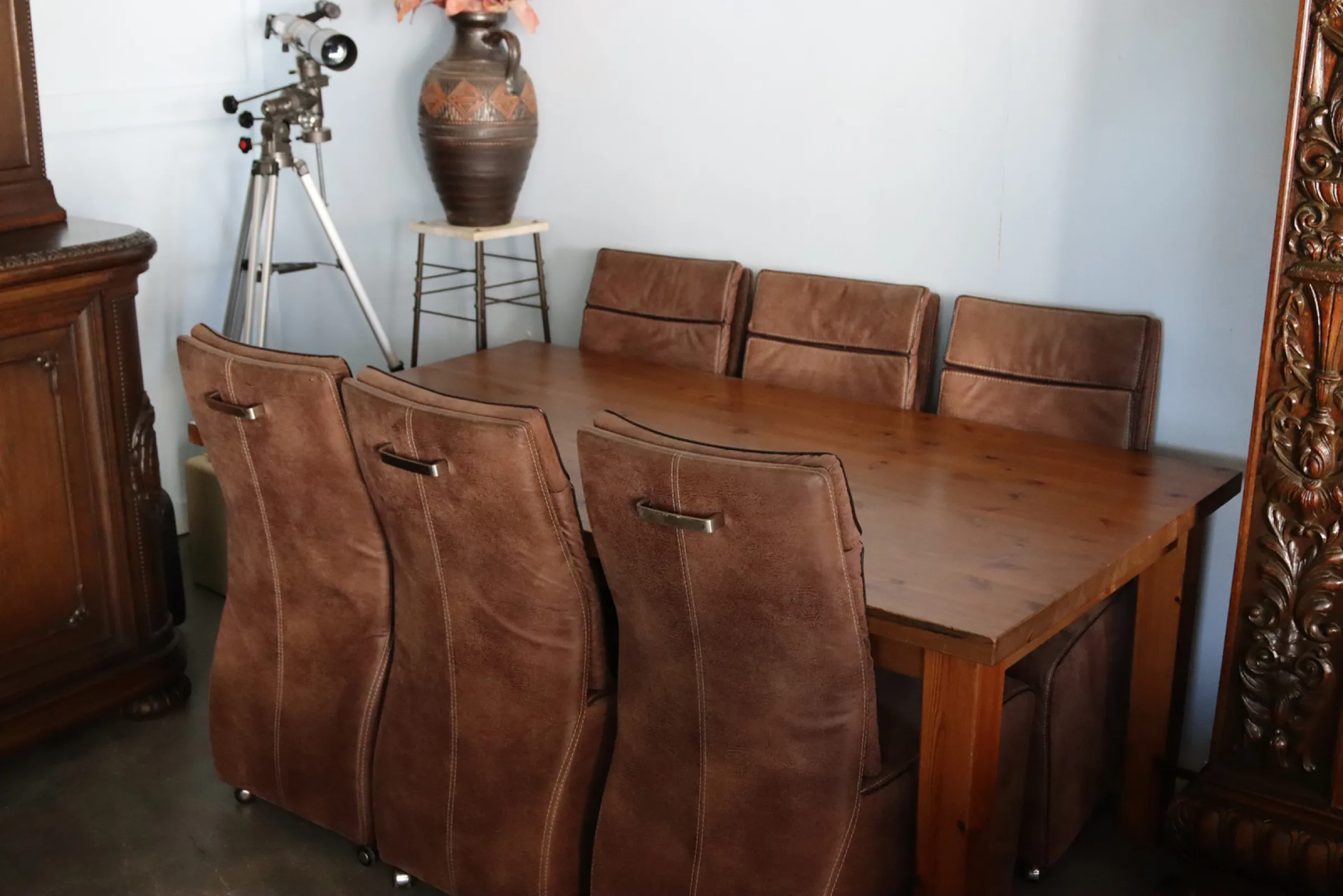 Solidny stół + 6 Krzeseł na kółkach | skóra jak zamsz / loft / modern ranch / western cottage