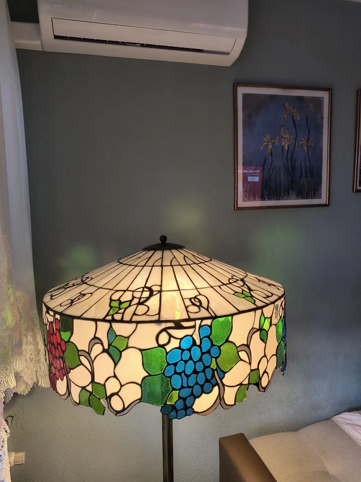 Ciężka mosiężna lampa