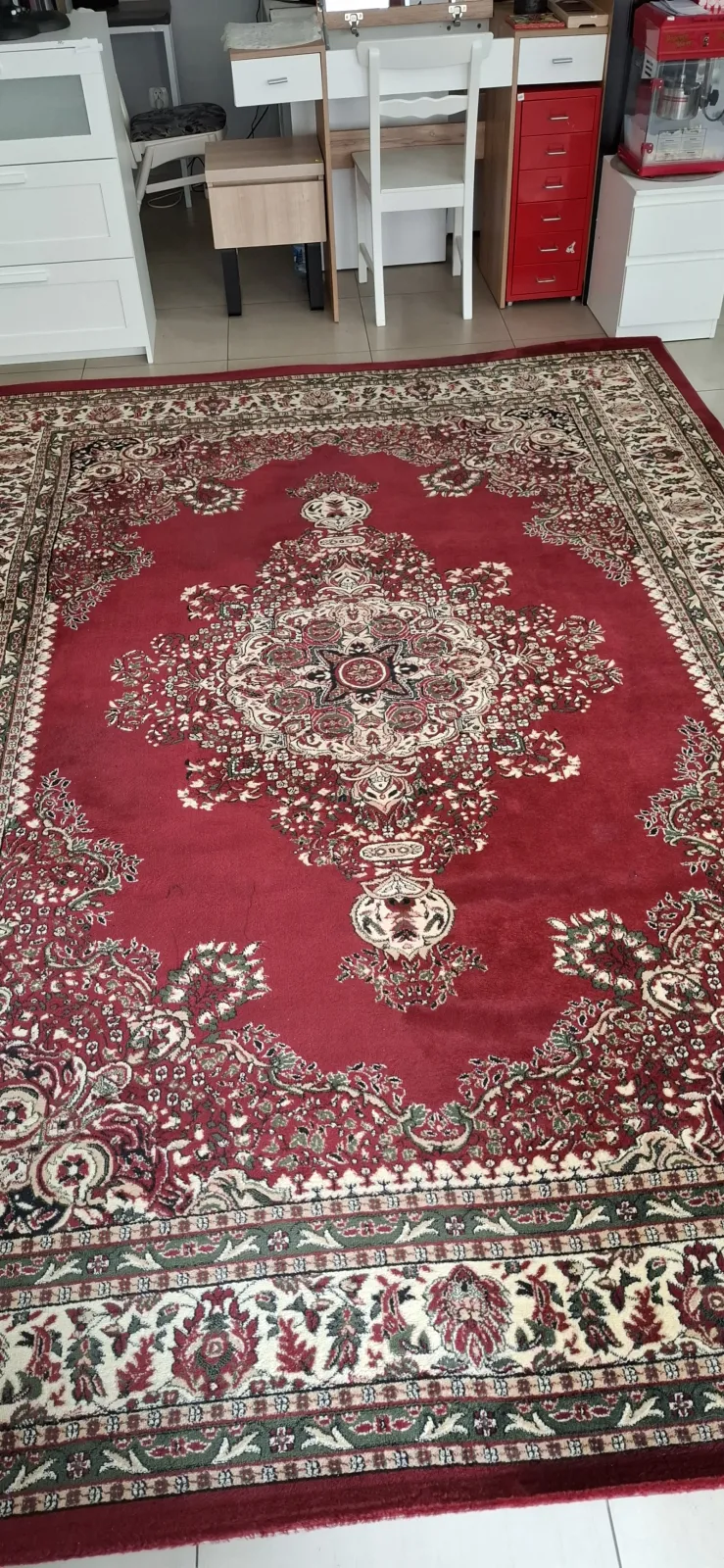 Królewski dywan do salonu 240 x 340 cm